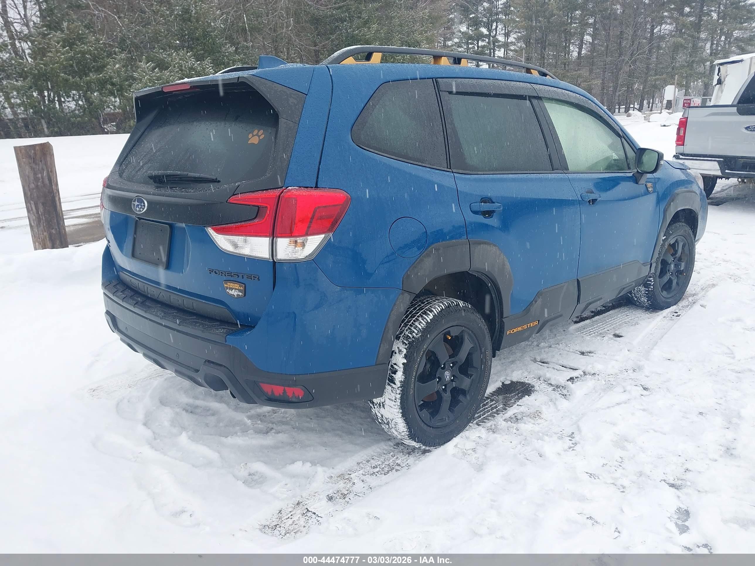 SUBARU FORESTER image 4