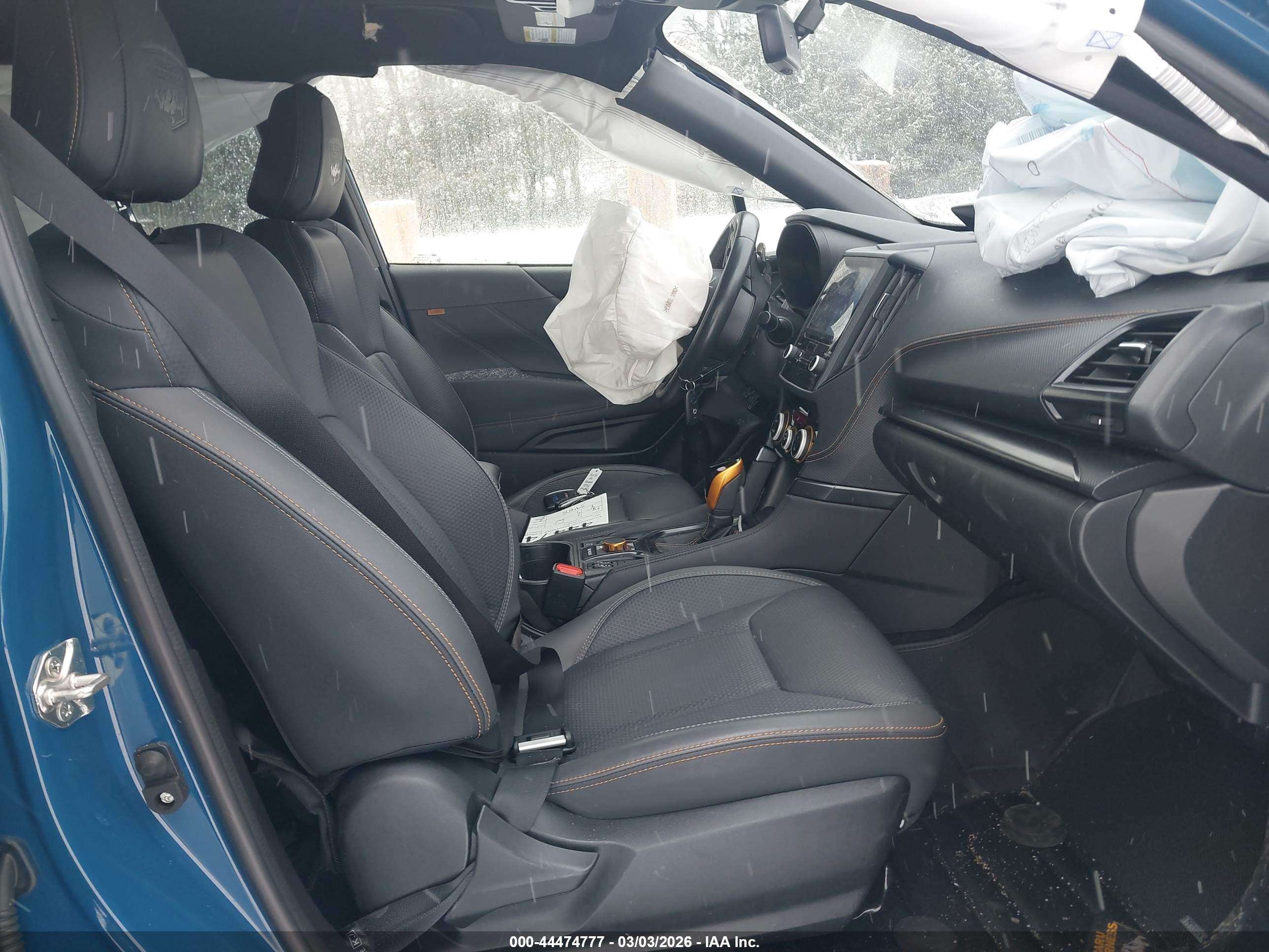 SUBARU FORESTER image 5