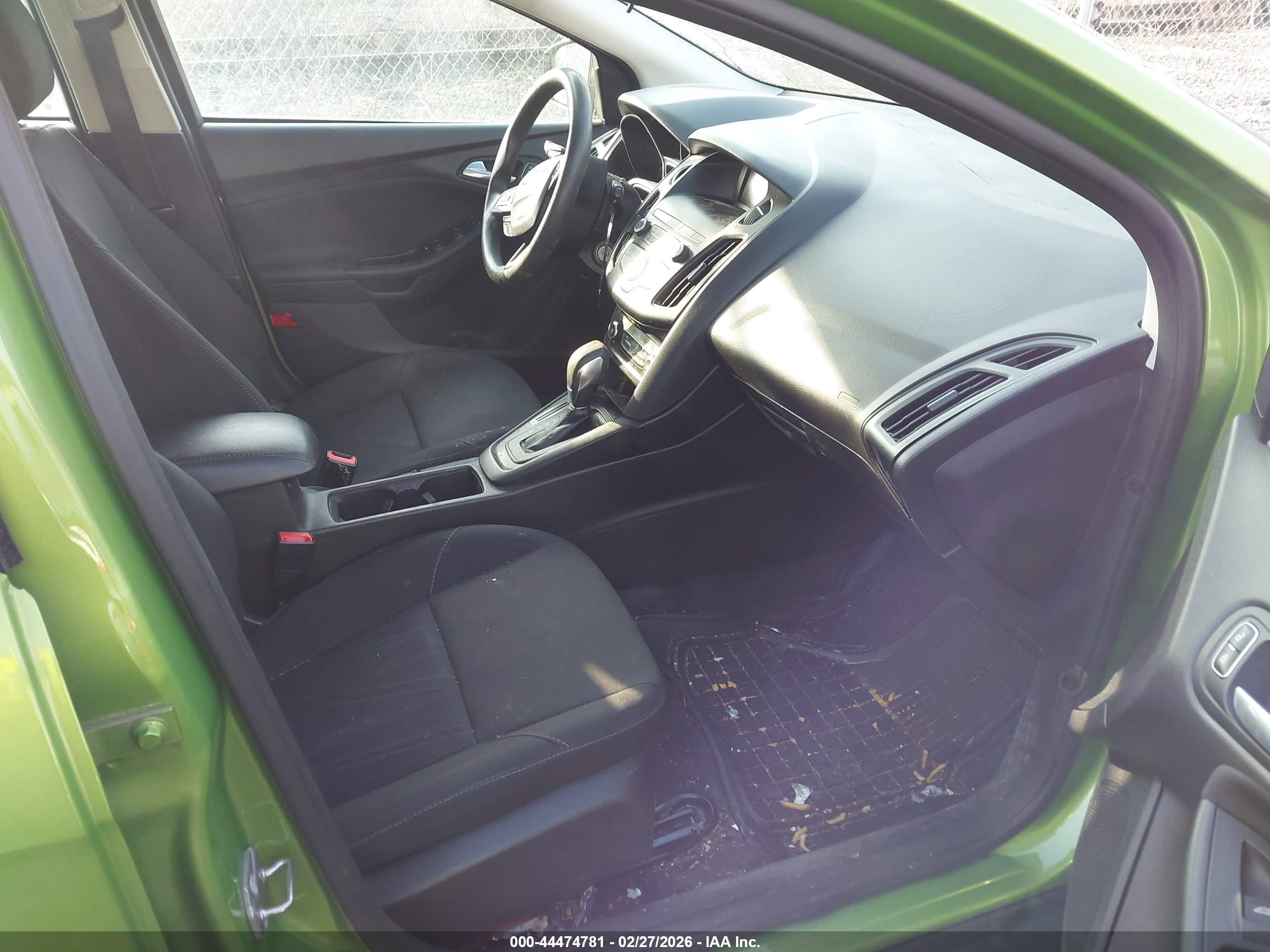 FORD FOCUS image 5