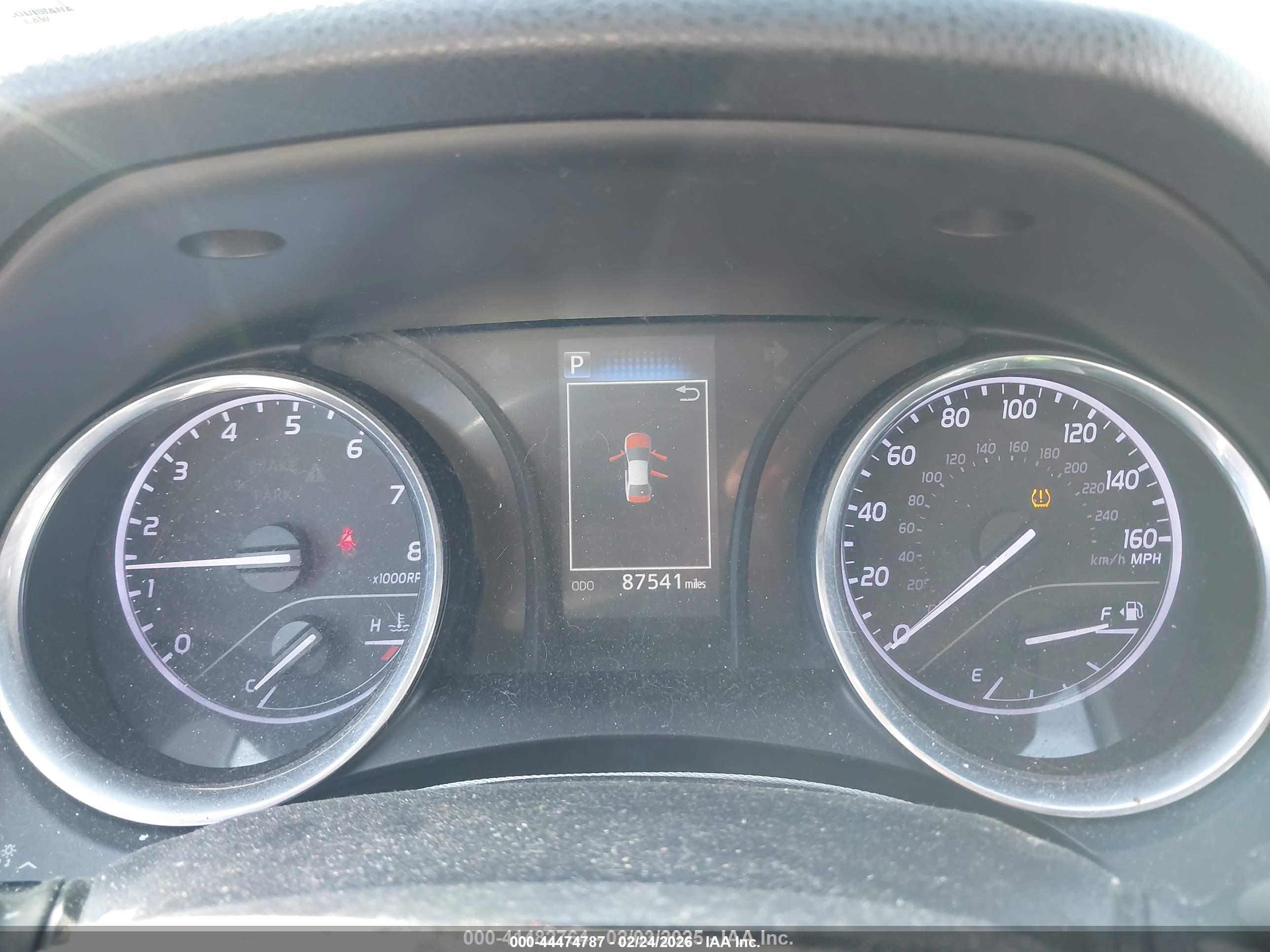 TOYOTA CAMRY image 7