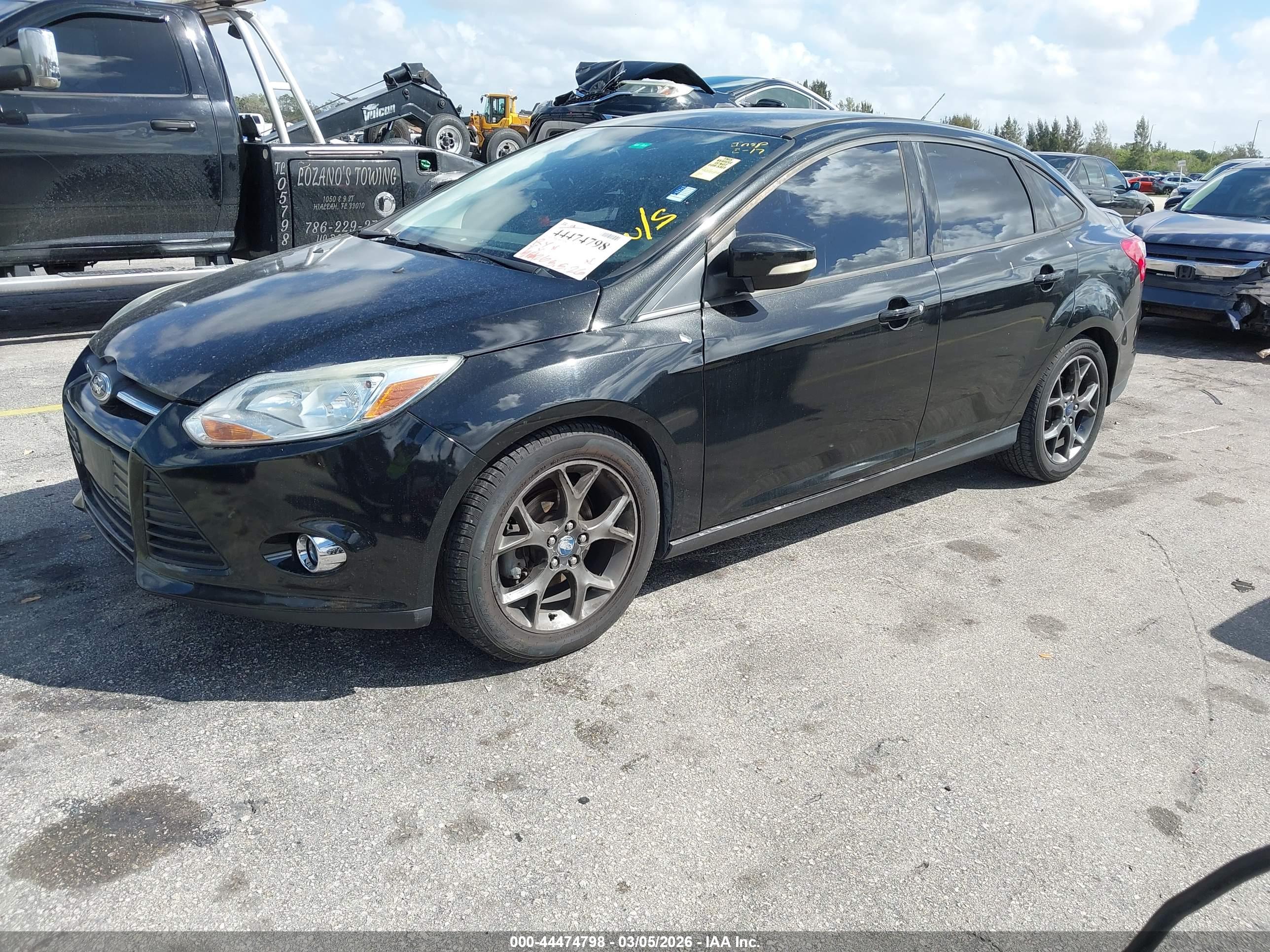 FORD FOCUS image 2