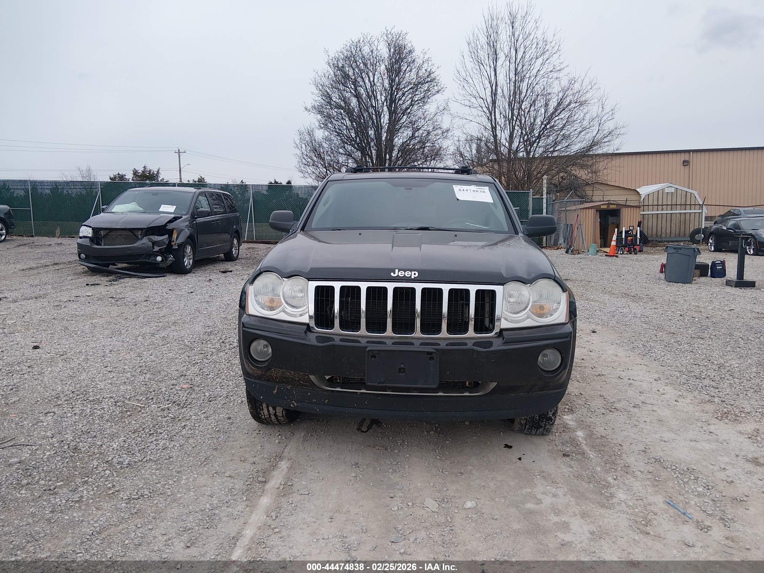 JEEP GRAND image 6