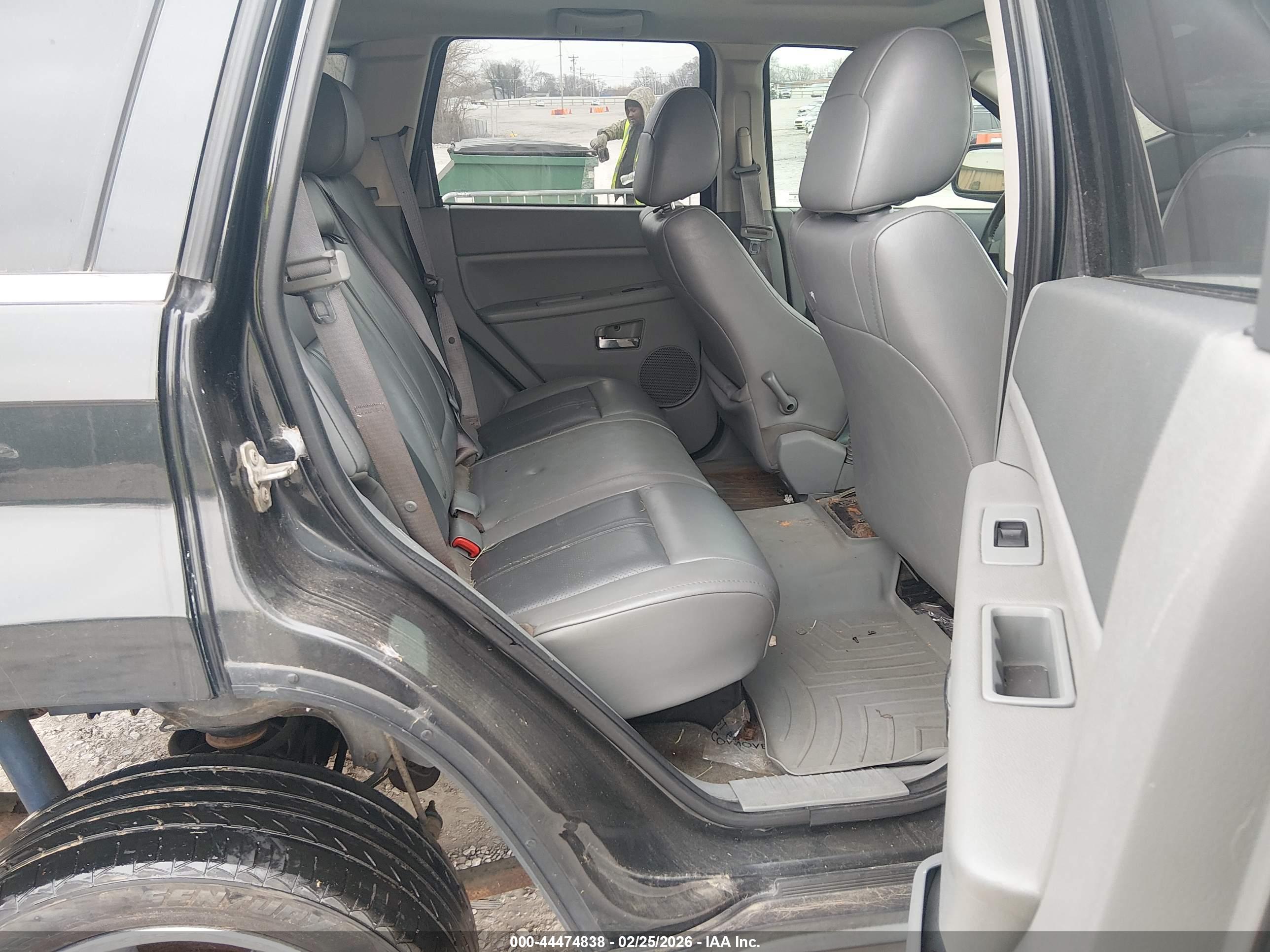 JEEP GRAND image 8