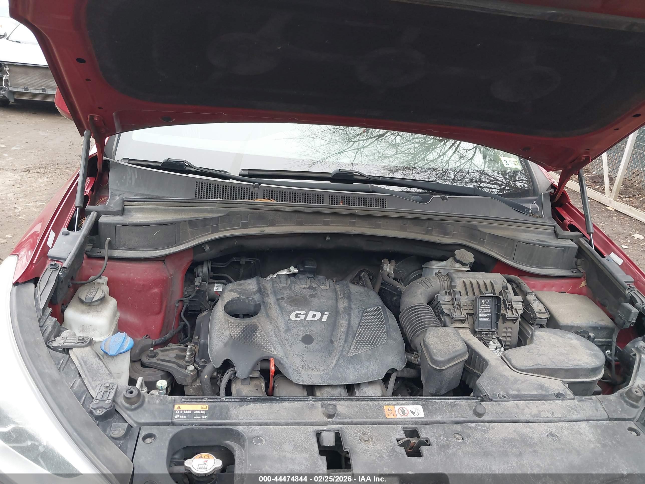 HYUNDAI SANTA image 10