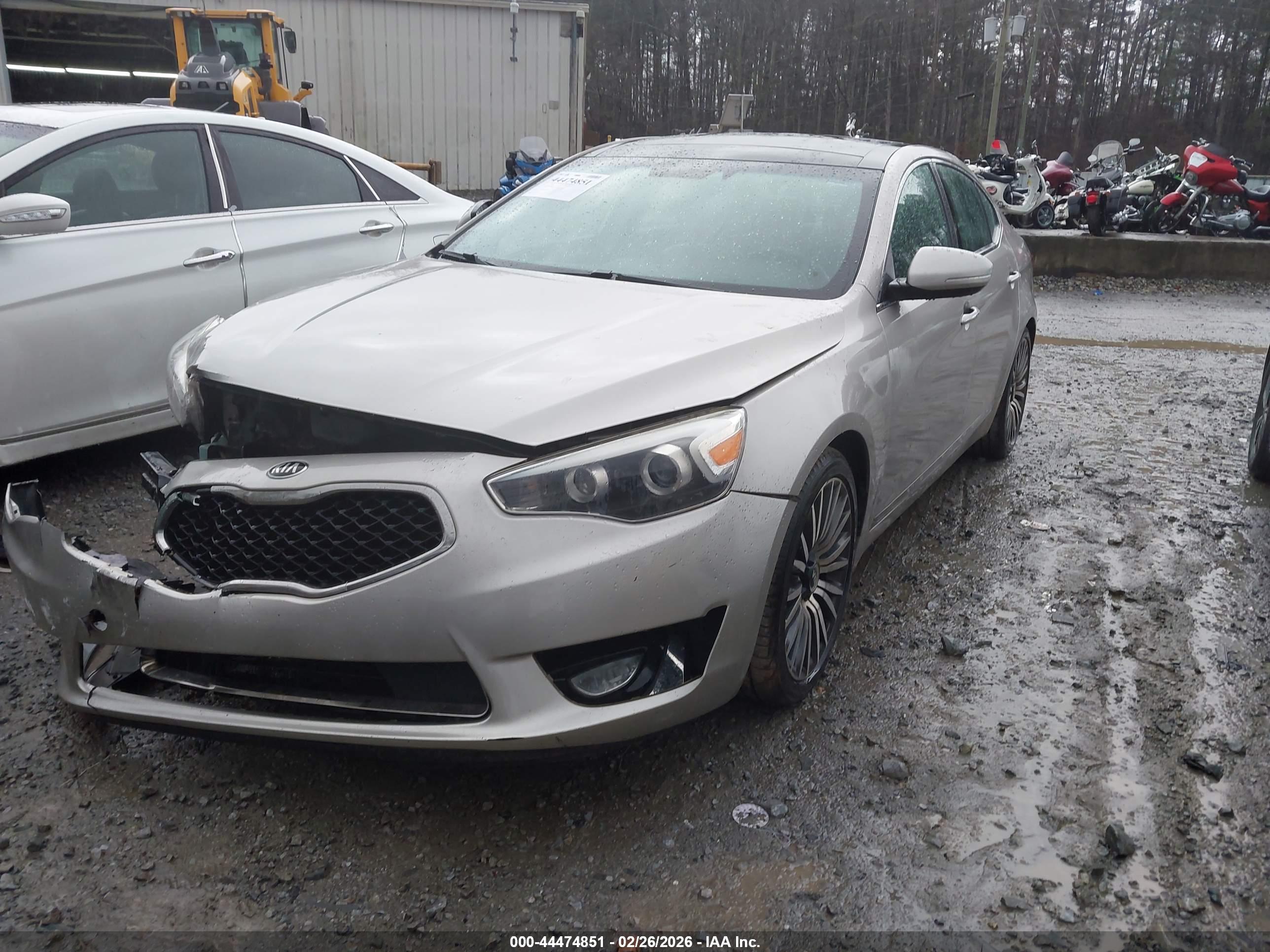 KIA CADENZA image 2