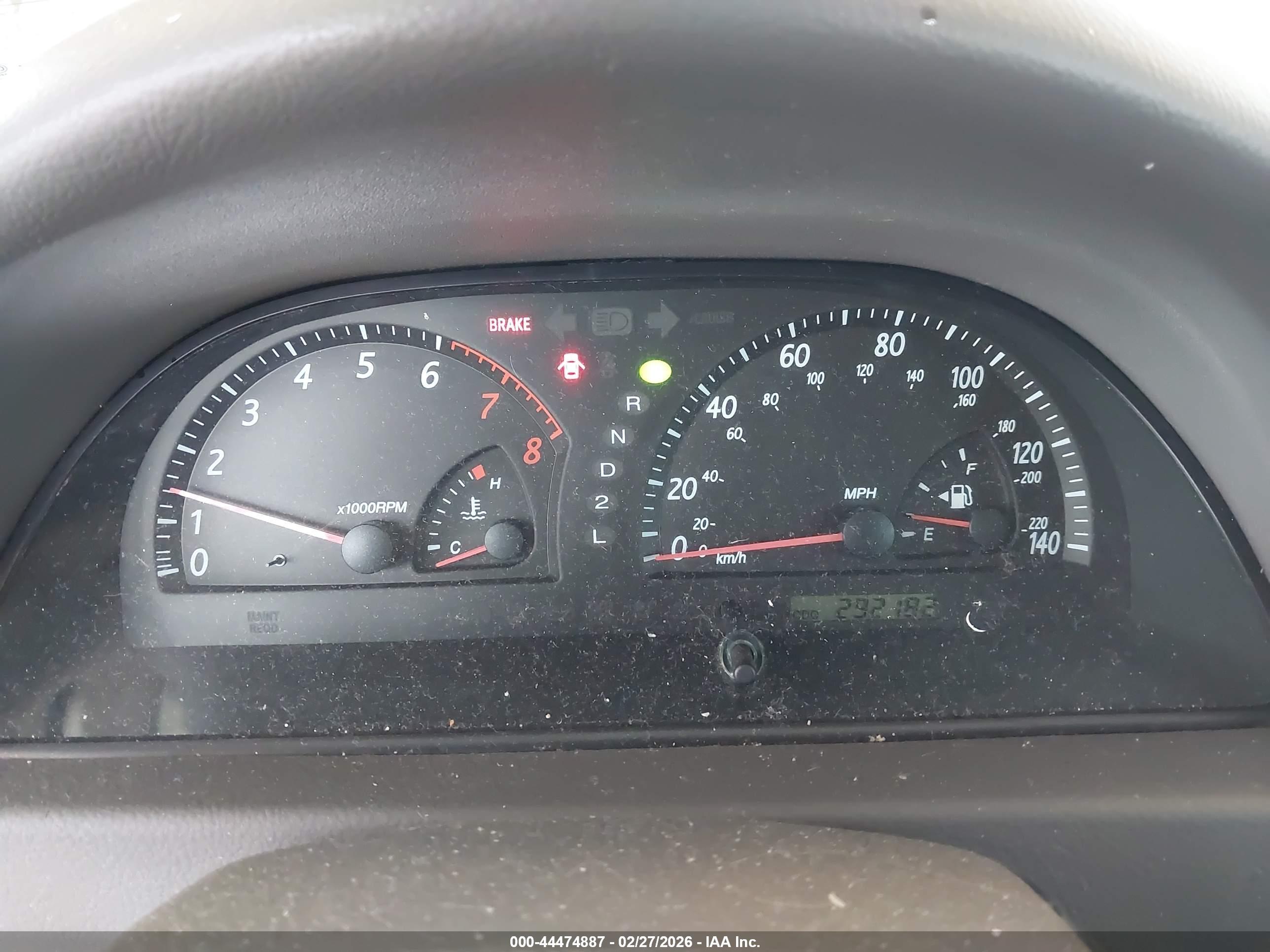 TOYOTA CAMRY image 7