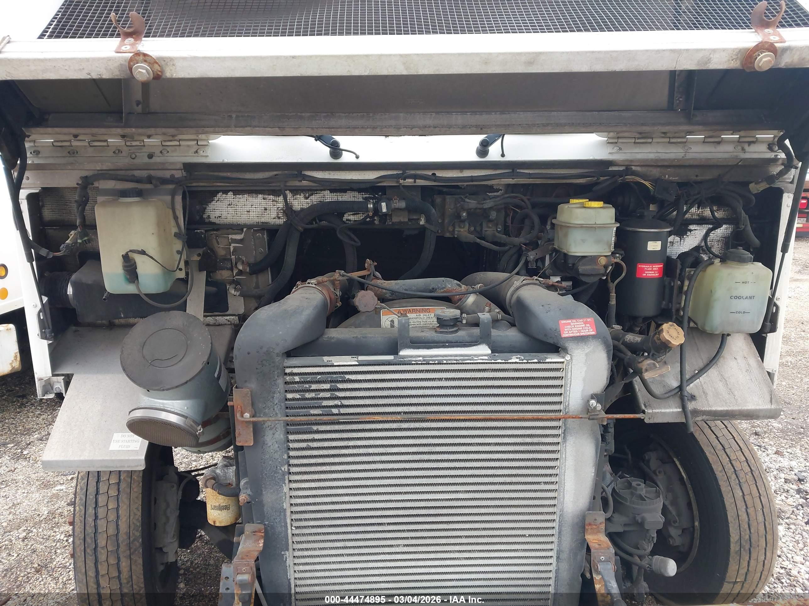 FREIGHTLINER CHASSIS image 10