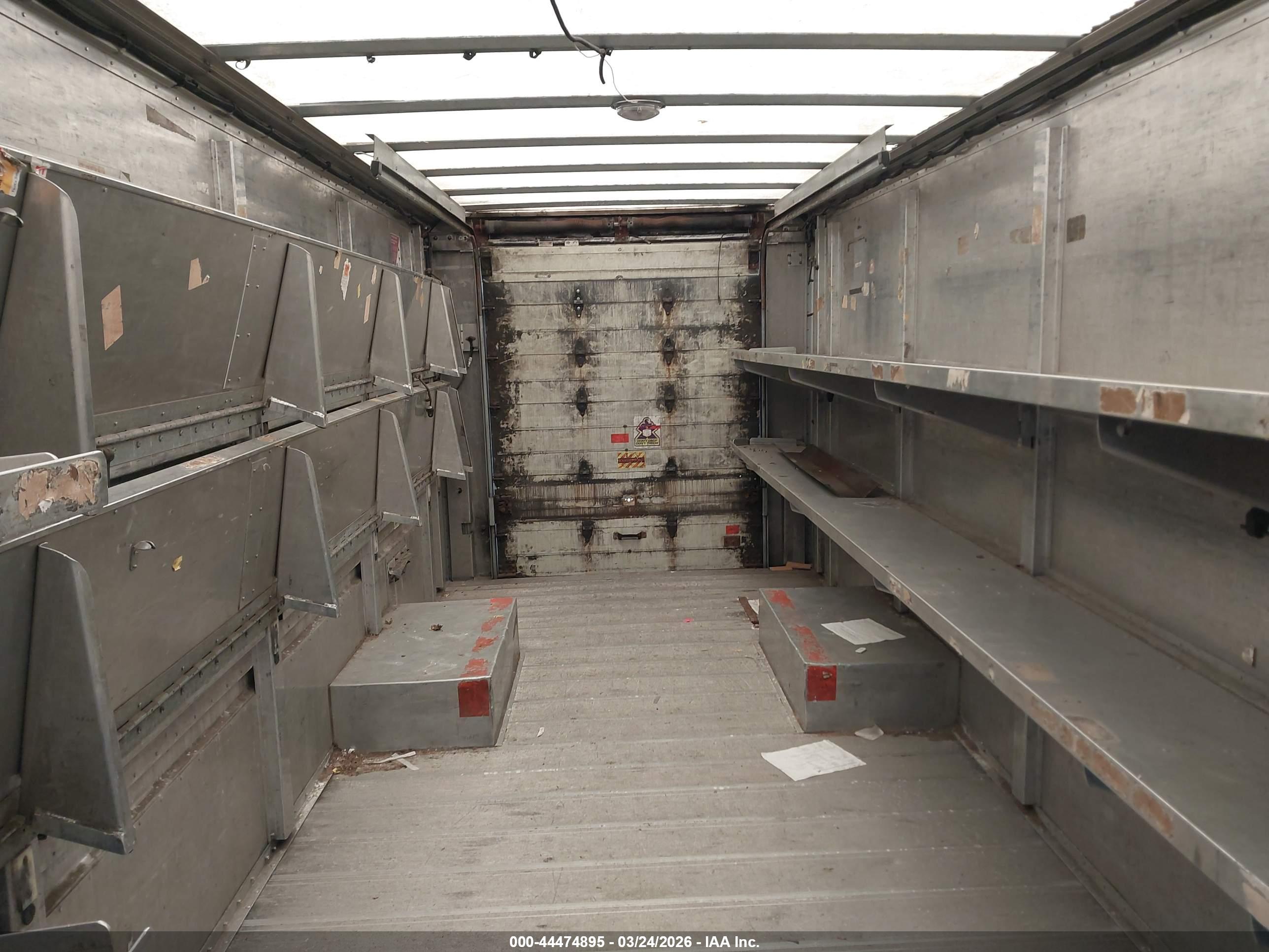 FREIGHTLINER CHASSIS image 8