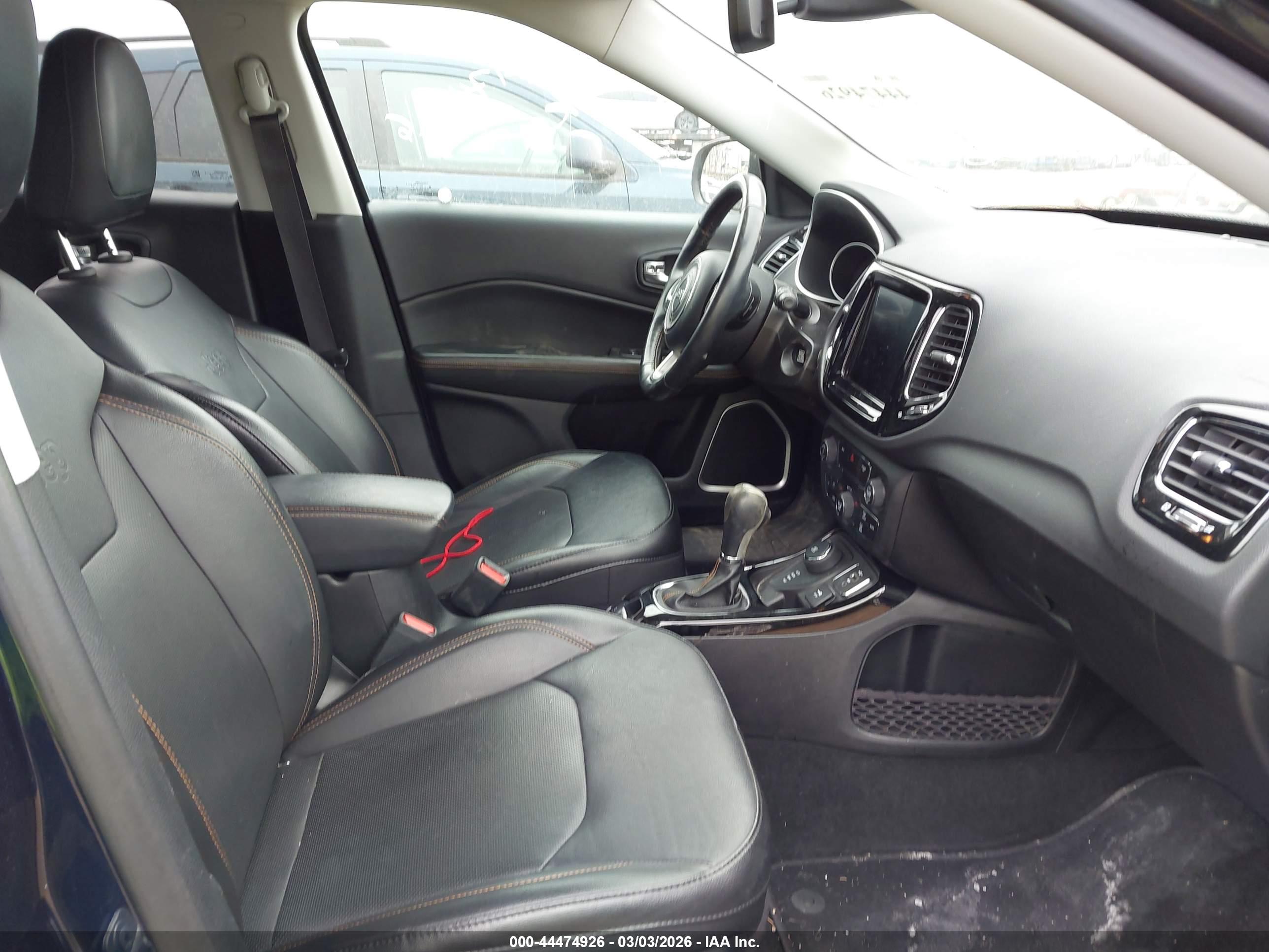 JEEP COMPASS image 5