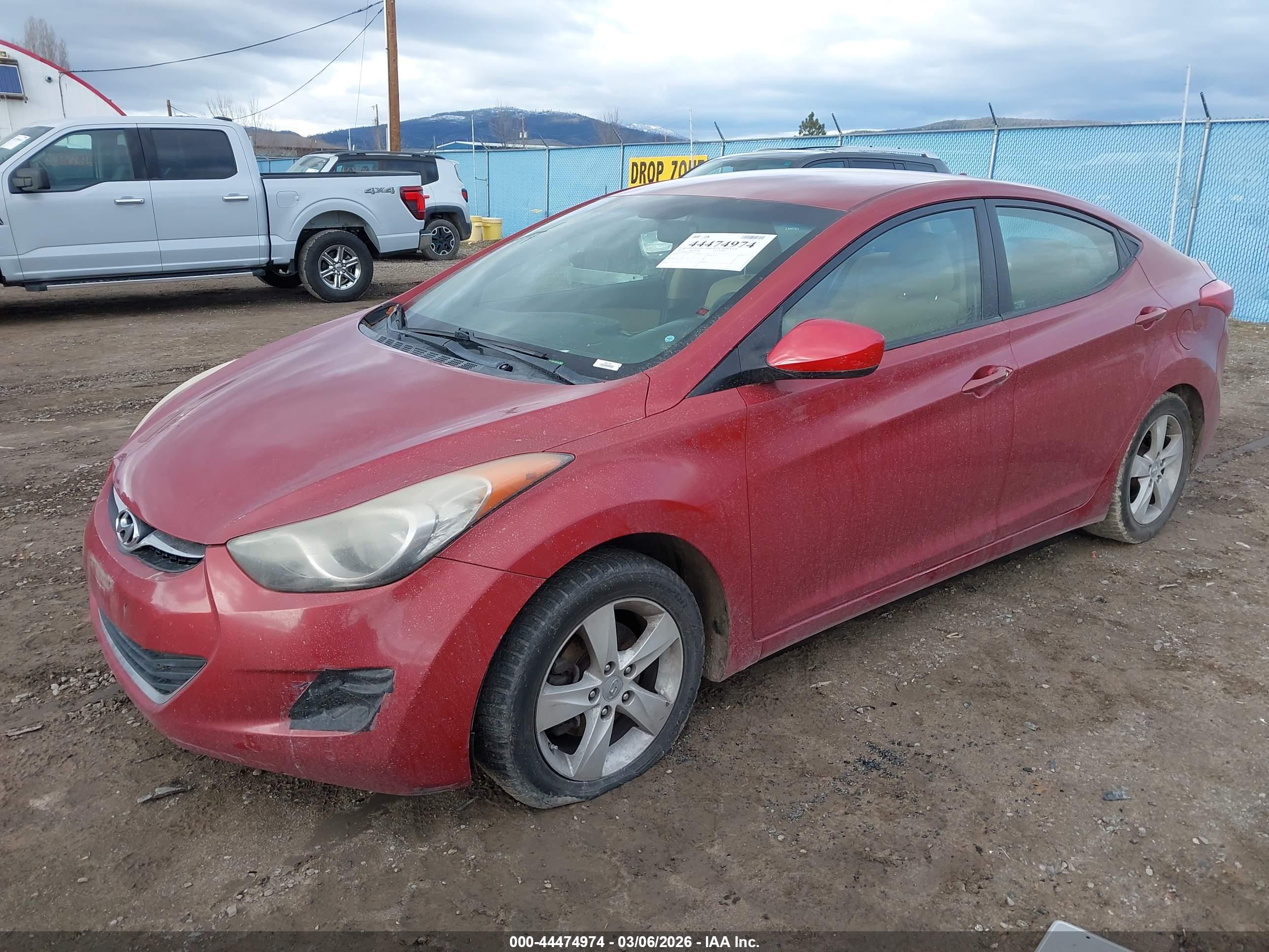 HYUNDAI ELANTRA image 2