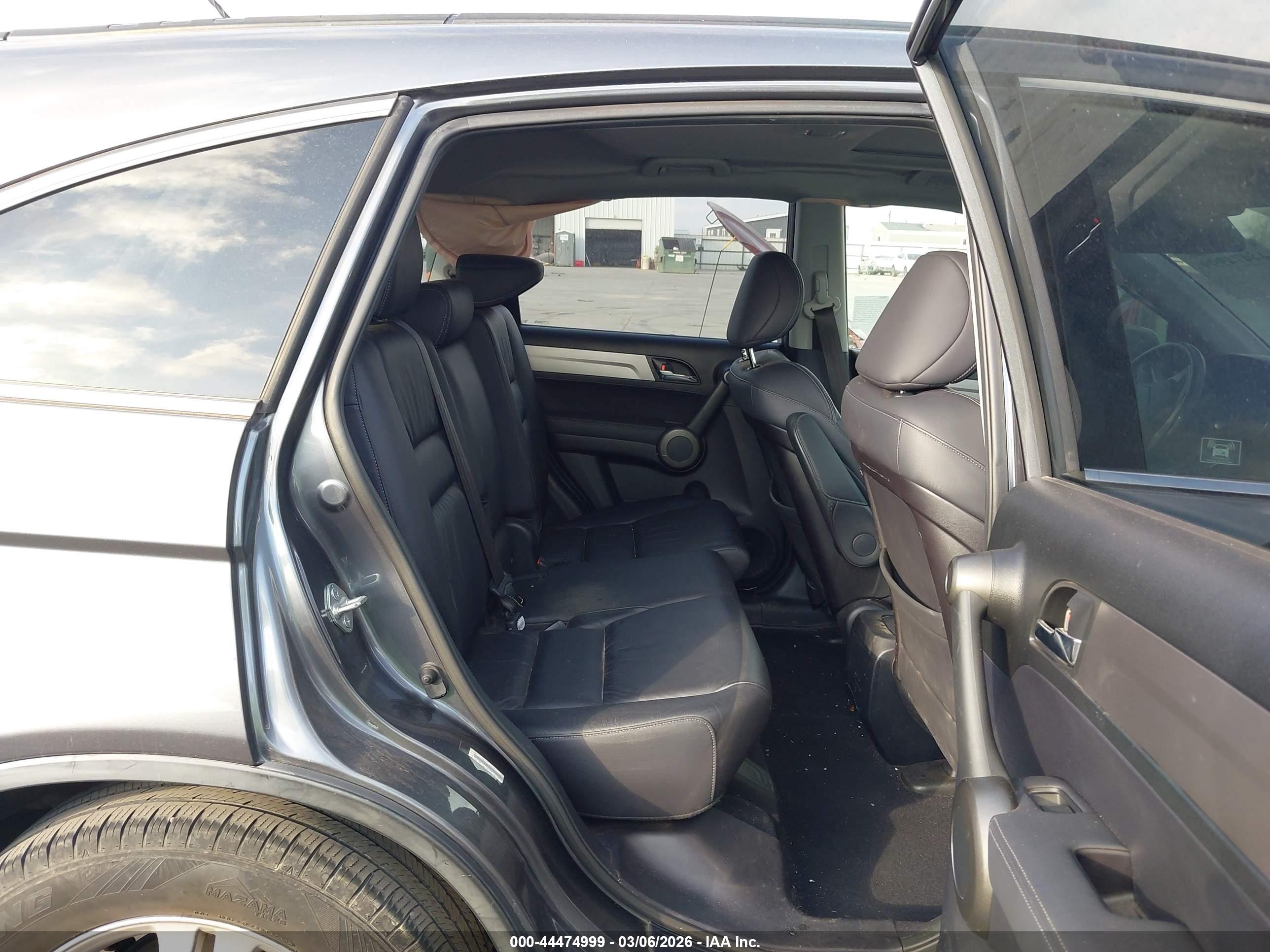 HONDA CR-V image 8