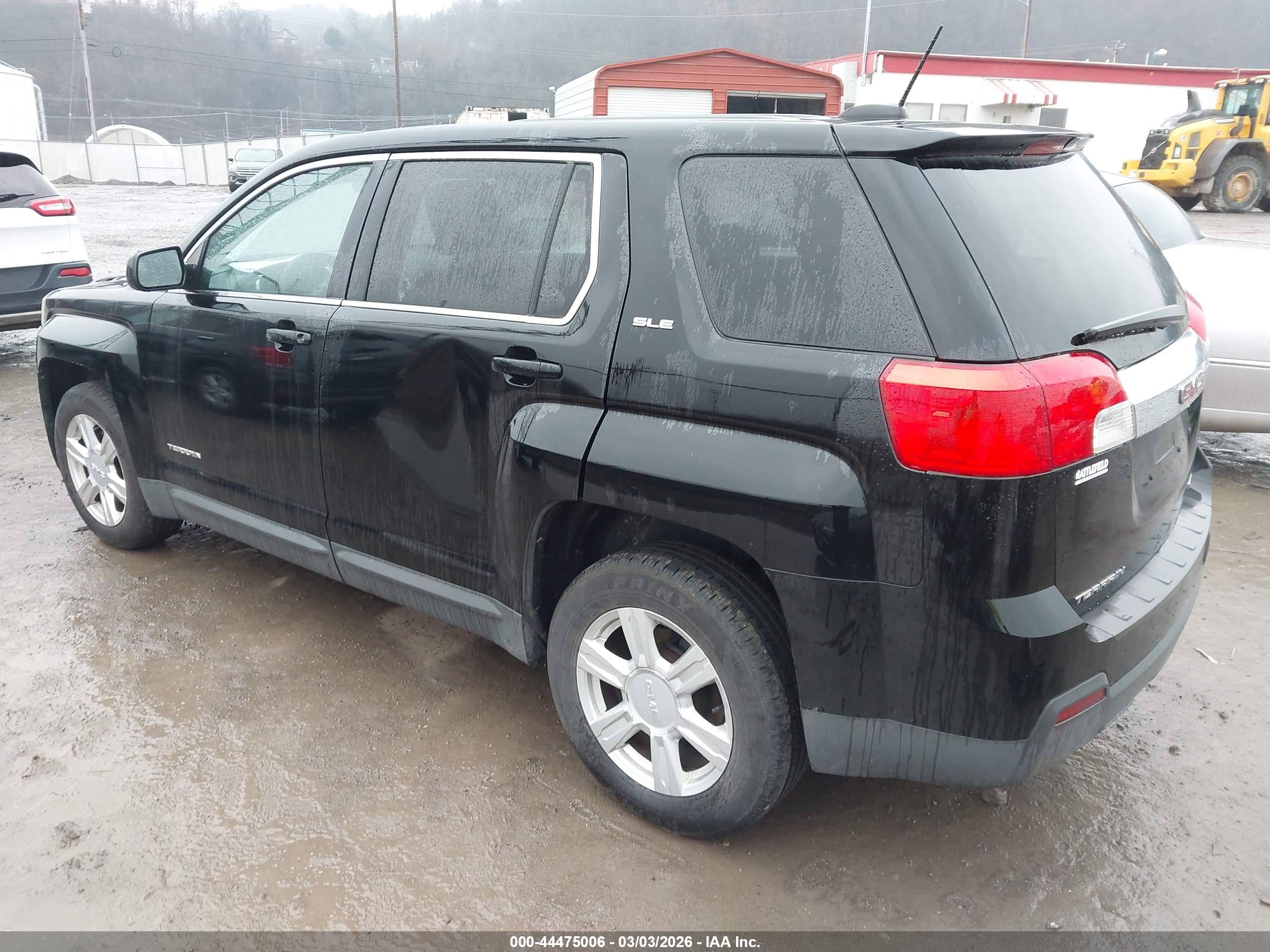 GMC TERRAIN image 3