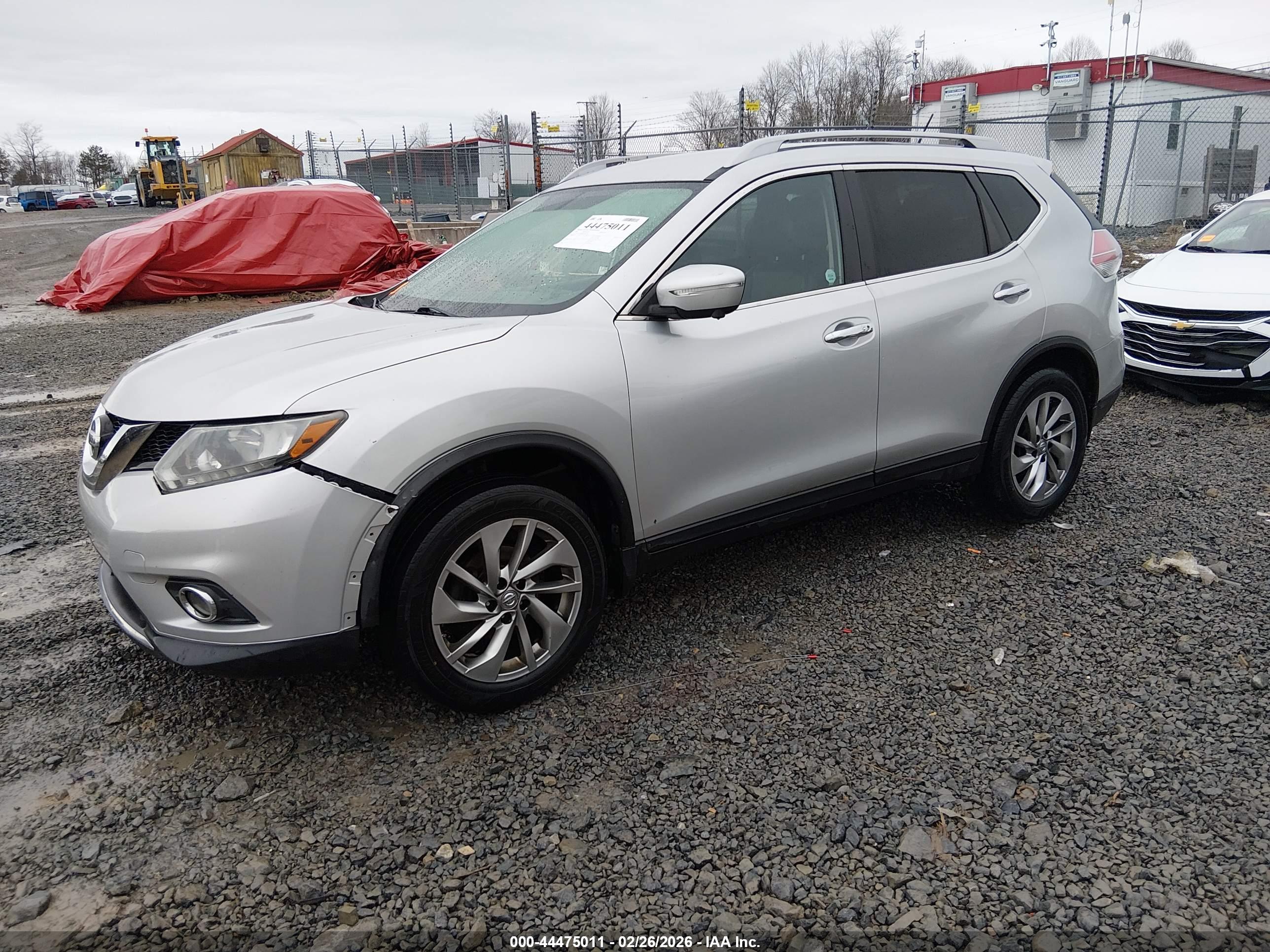 NISSAN ROGUE image 2