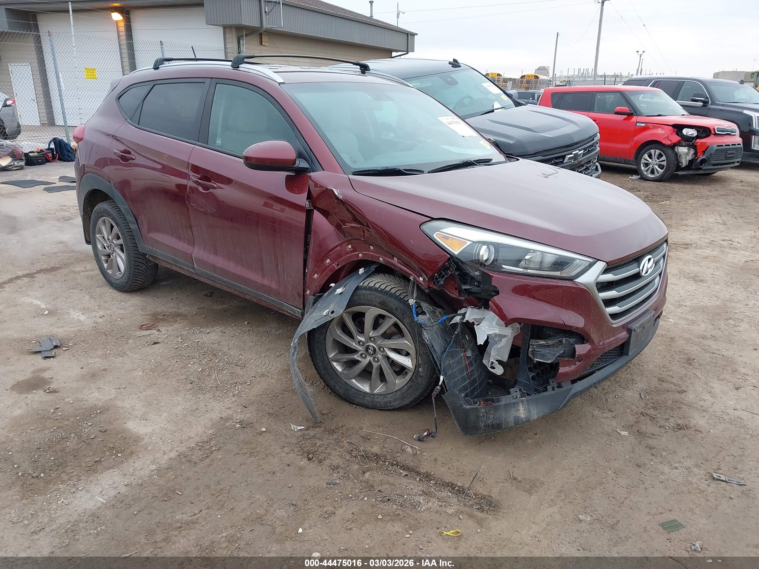 HYUNDAI TUCSON image 6