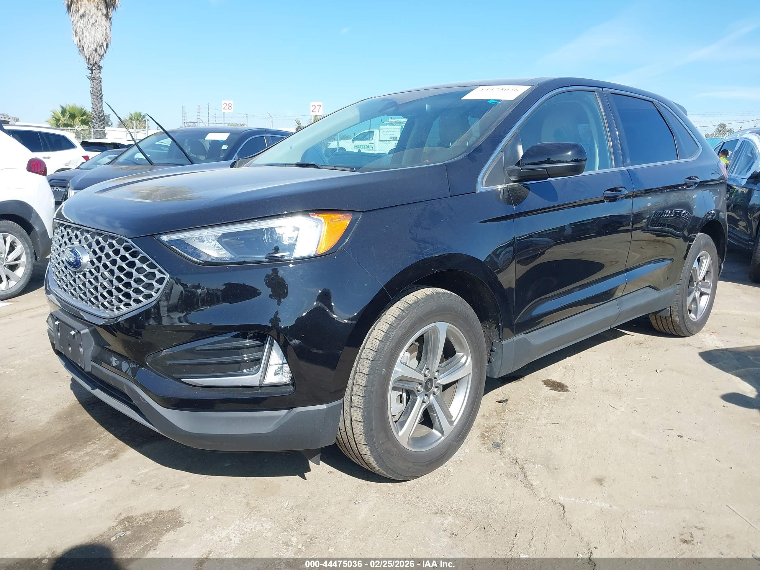 FORD EDGE image 2