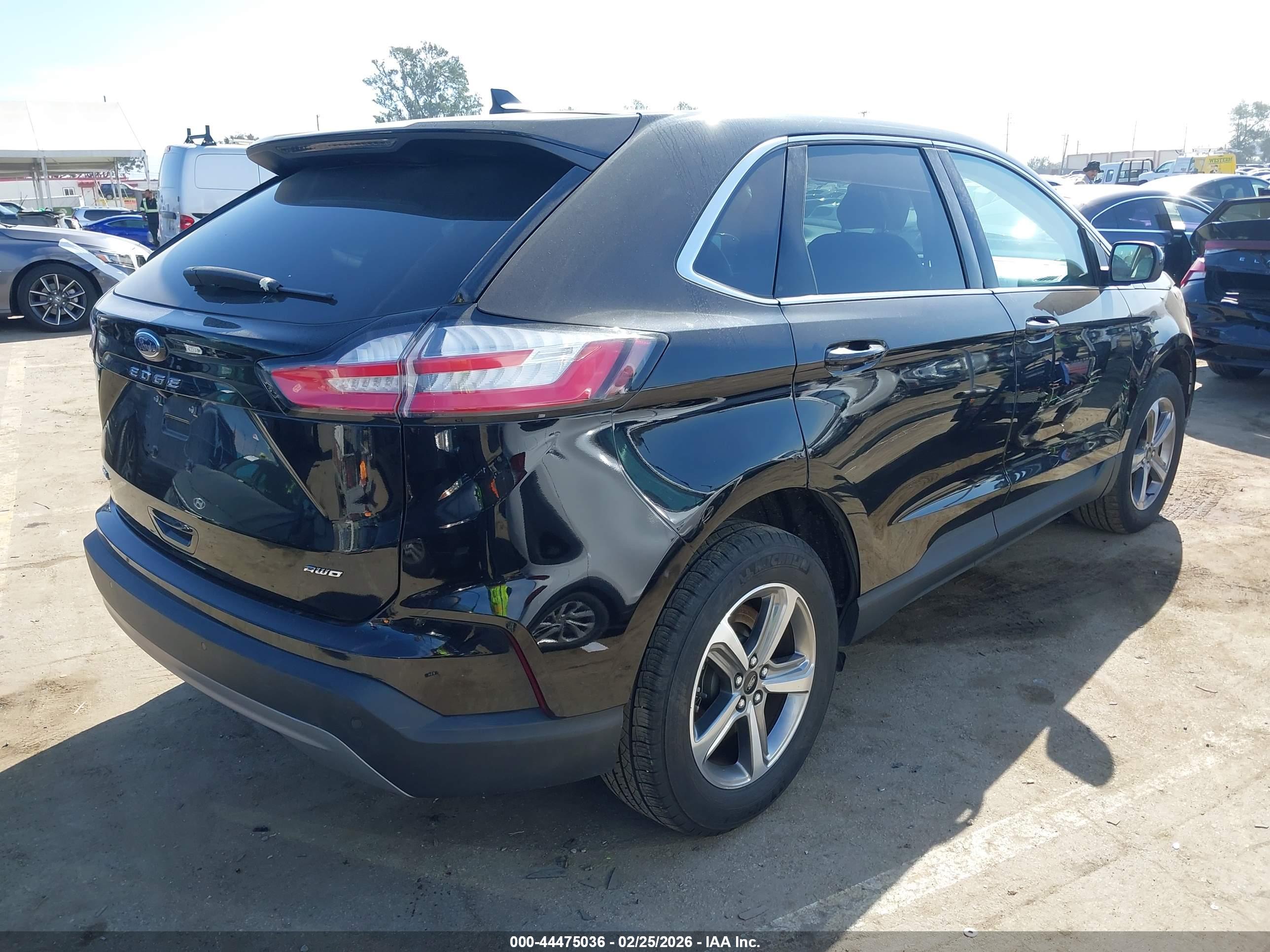 FORD EDGE image 4