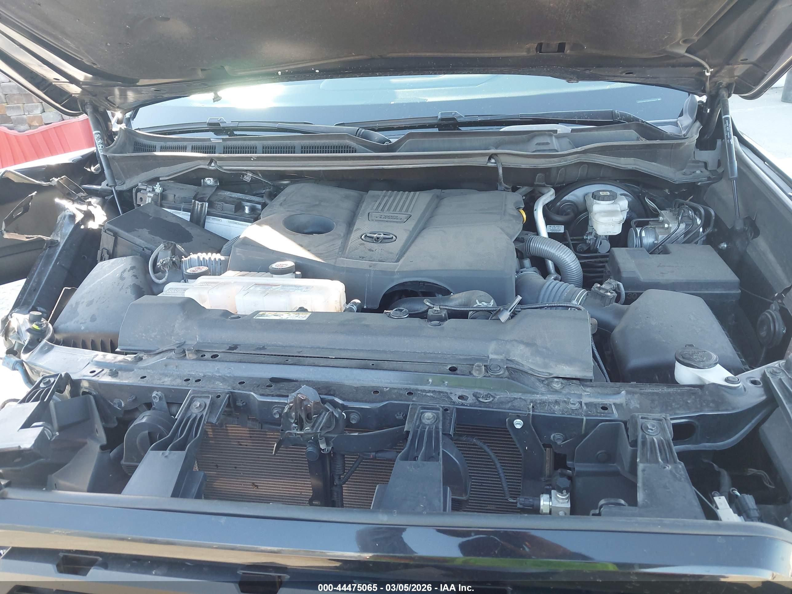 TOYOTA TUNDRA image 10