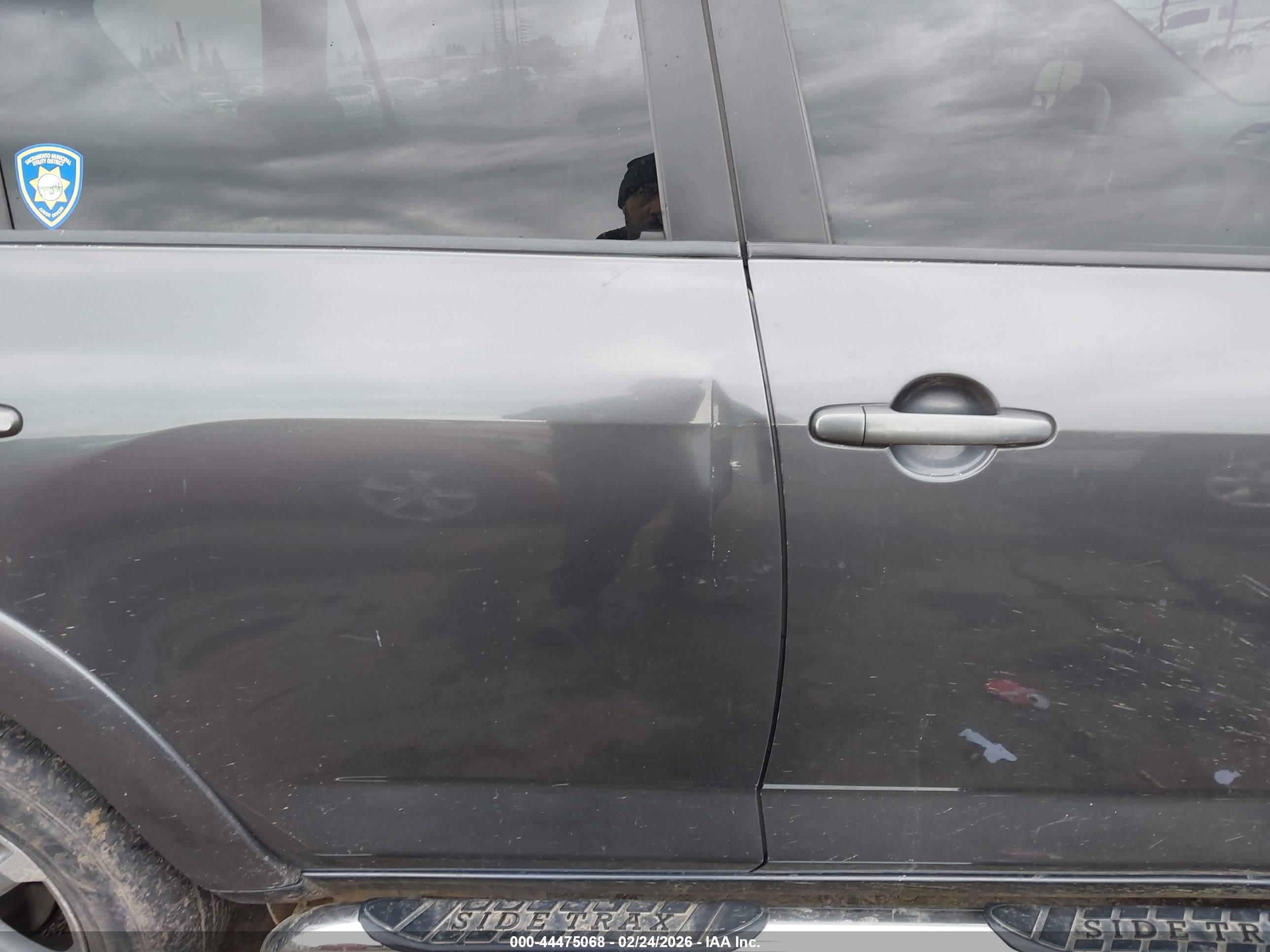 TOYOTA RAV4 image 6
