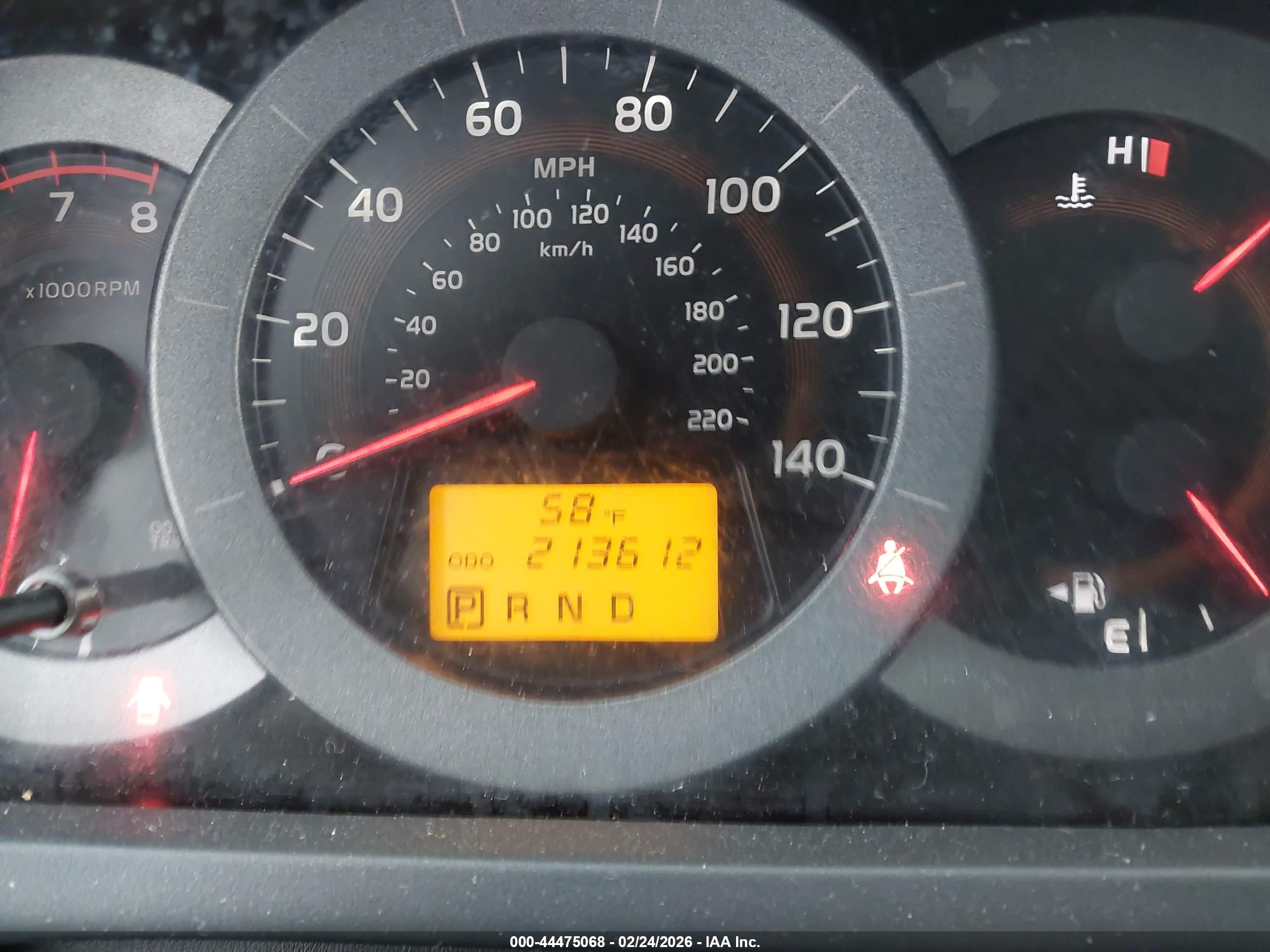 TOYOTA RAV4 image 7