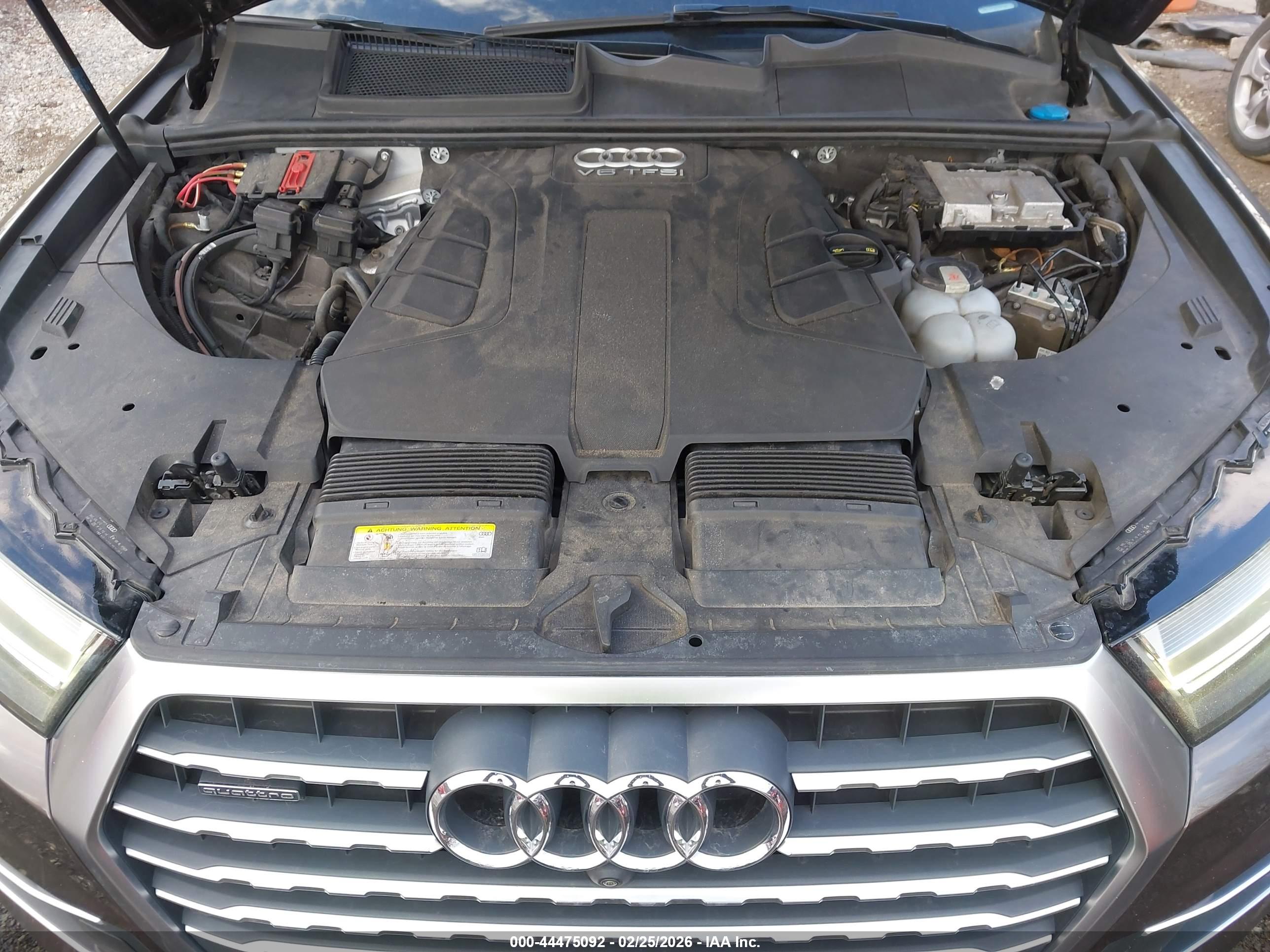 AUDI Q7 image 10