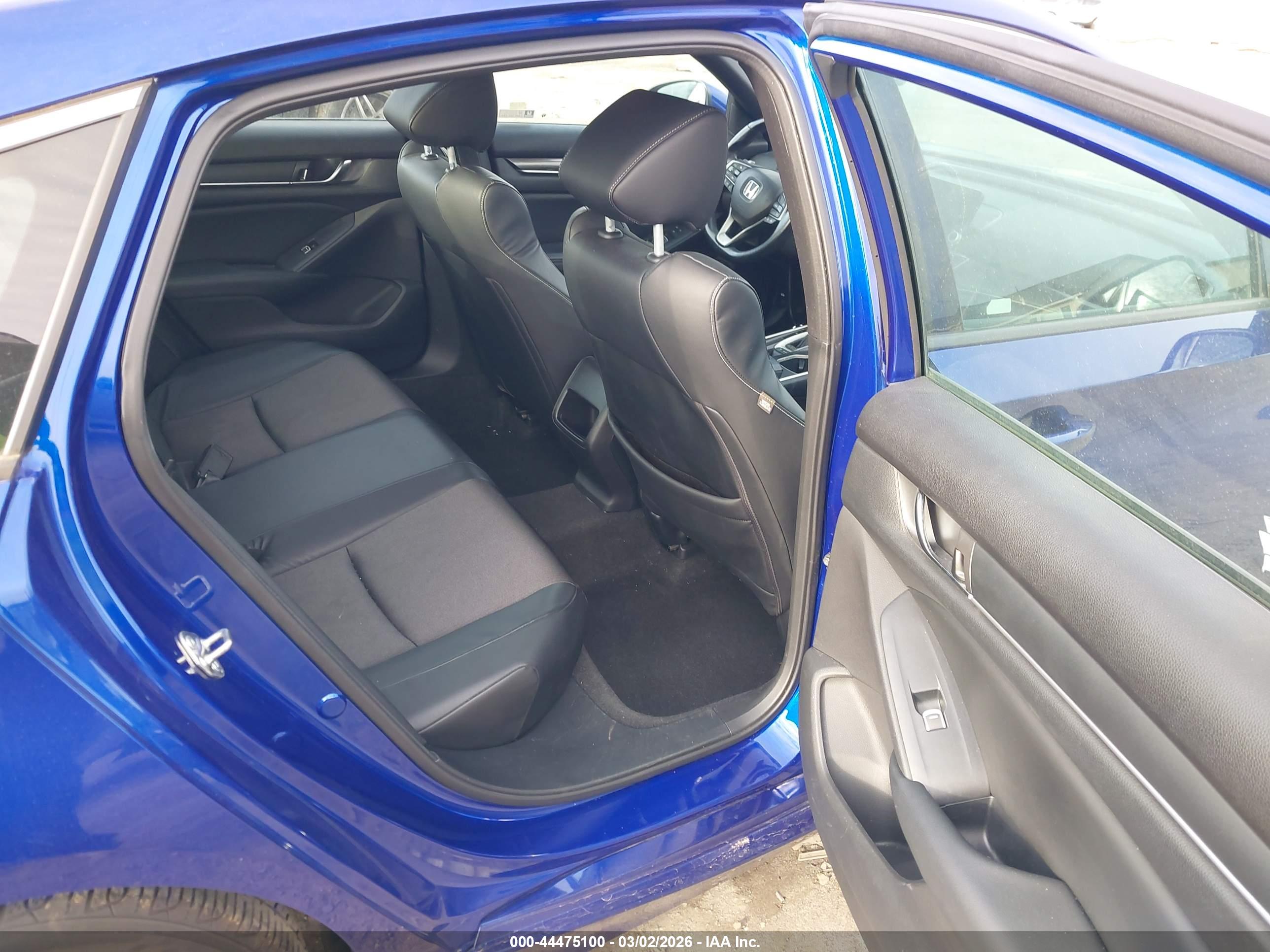 HONDA ACCORD image 8
