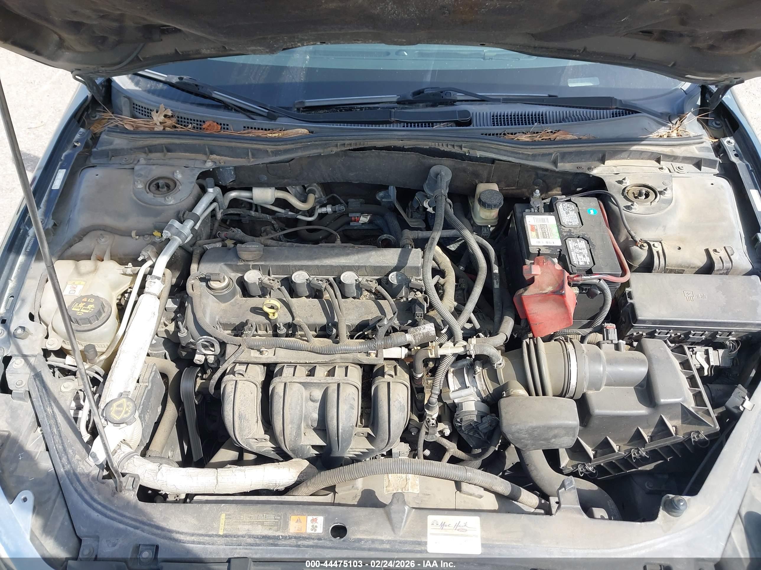 FORD FUSION image 10