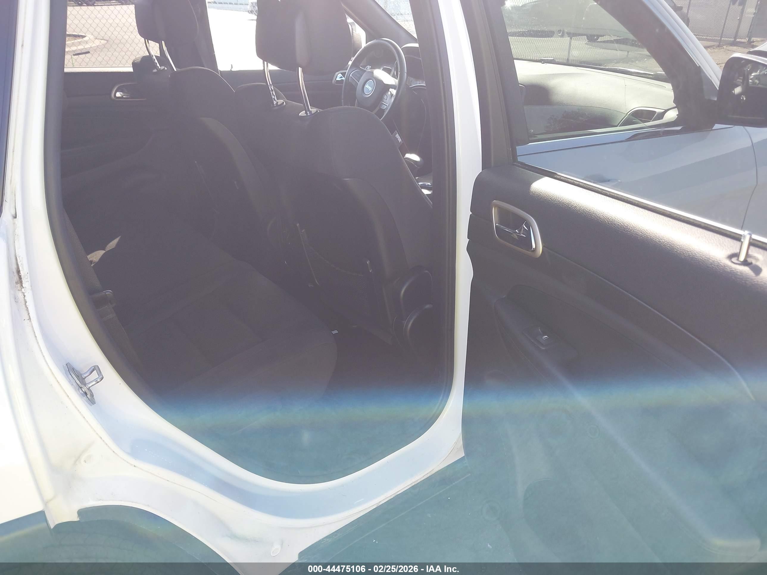 JEEP GRAND image 8