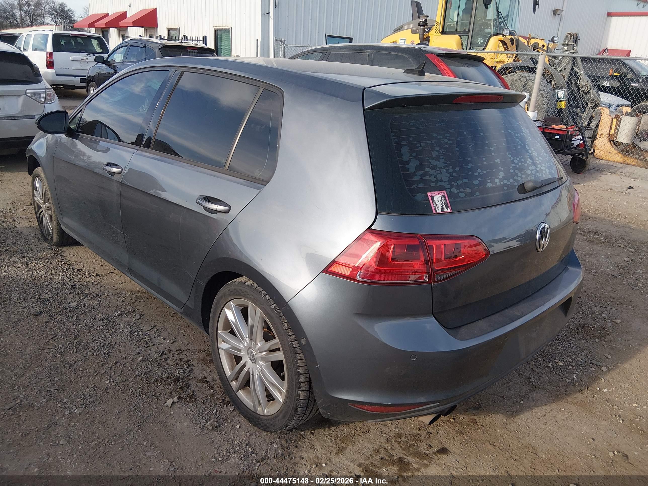 VOLKSWAGEN GOLF image 3