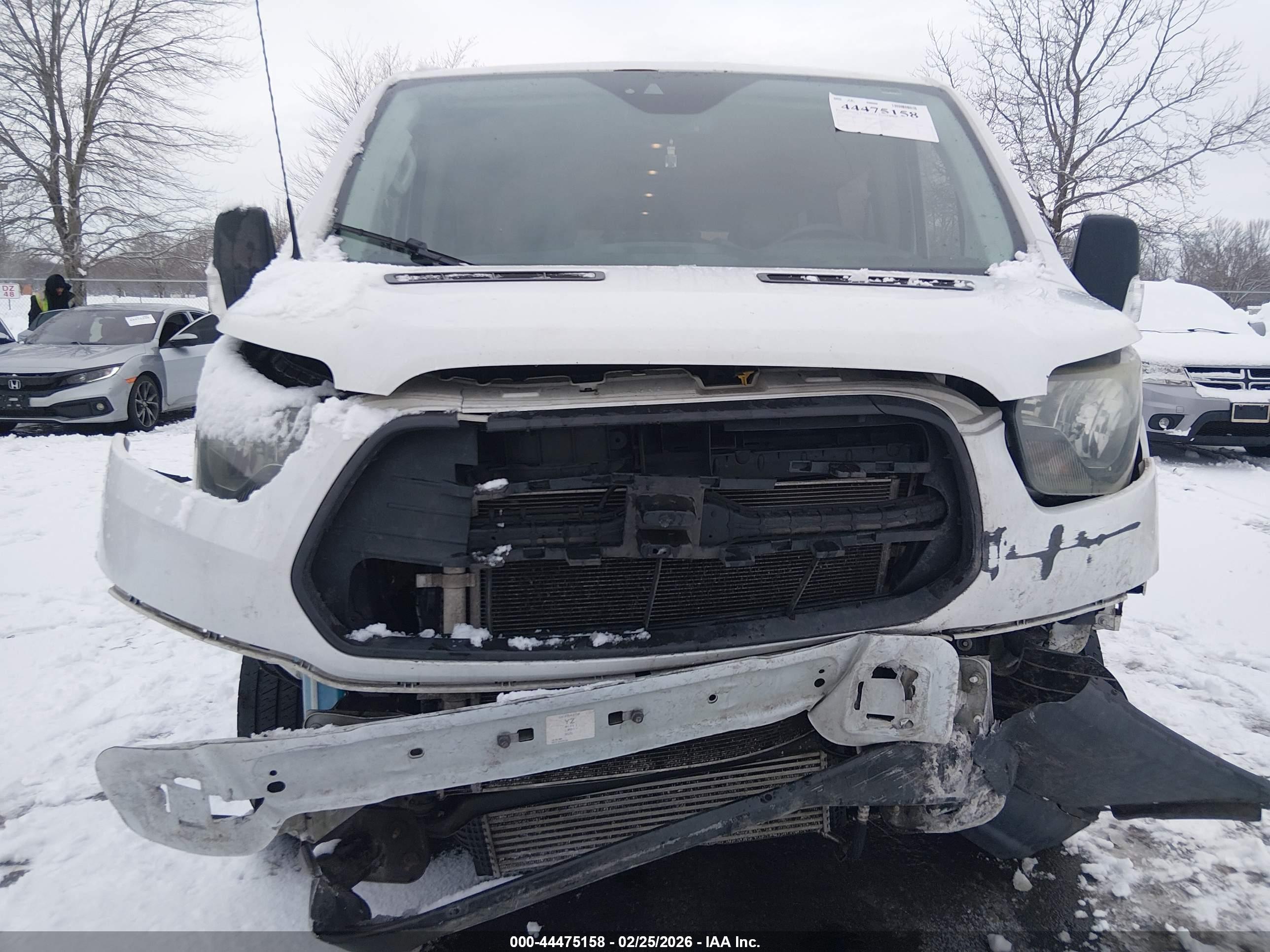 FORD TRANSIT-350 image 6