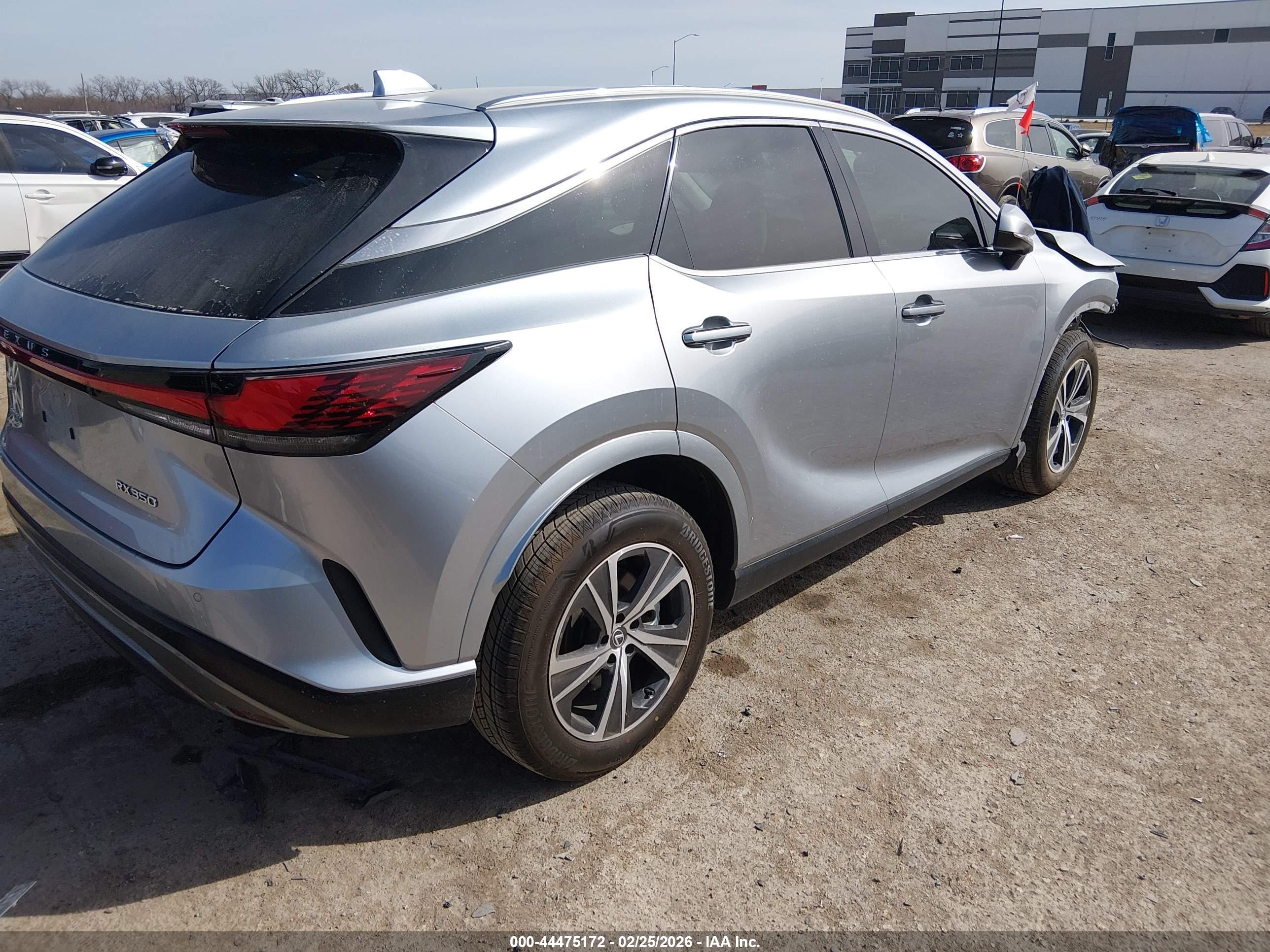 LEXUS RX image 4