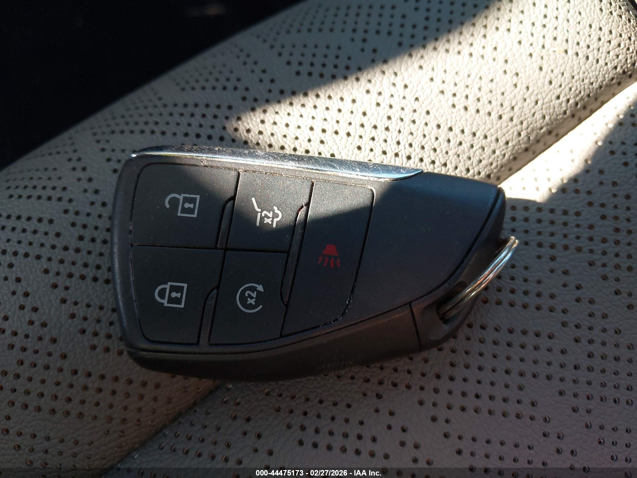 CHEVROLET EQUINOX image 11
