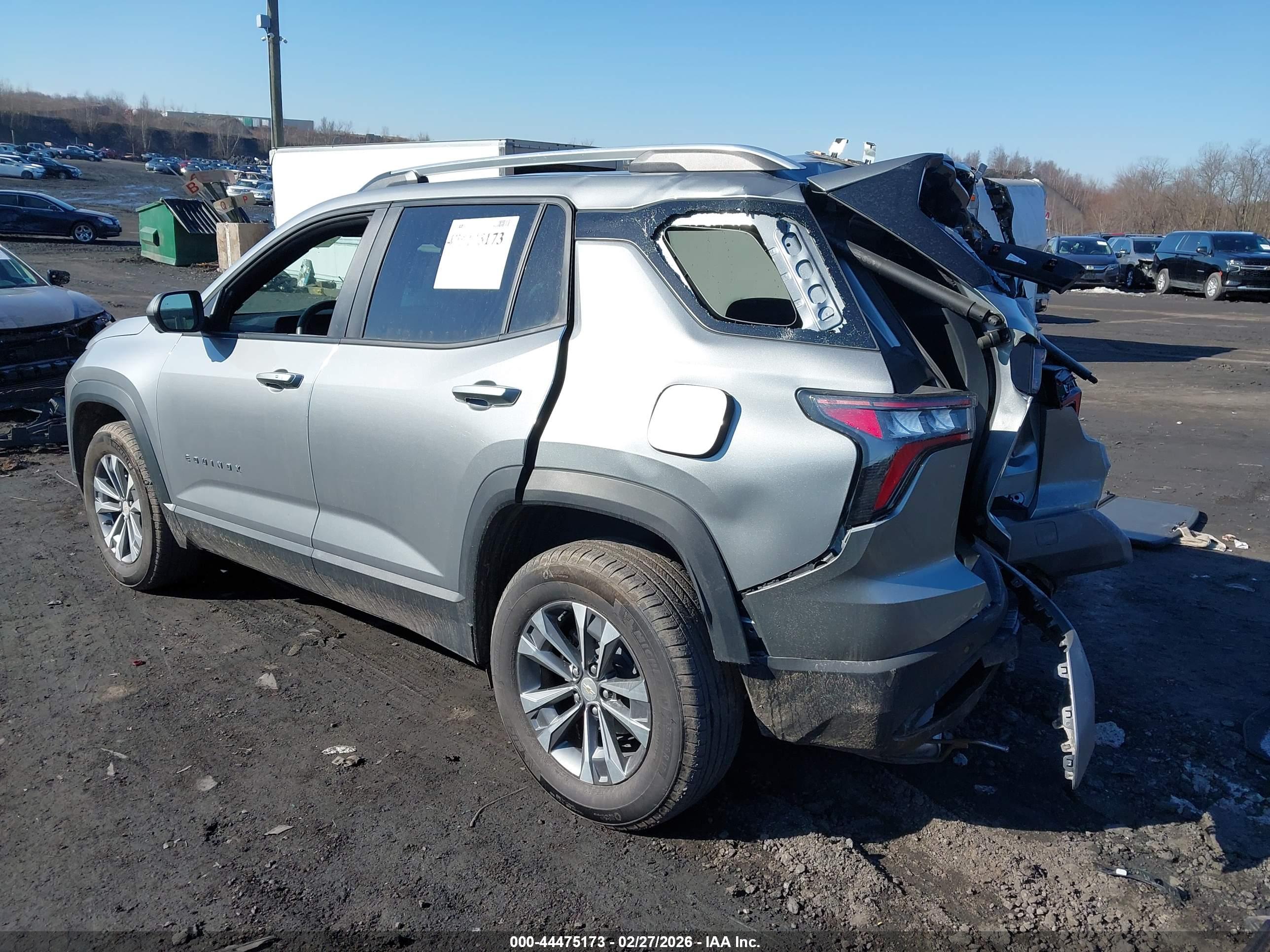 CHEVROLET EQUINOX image 3