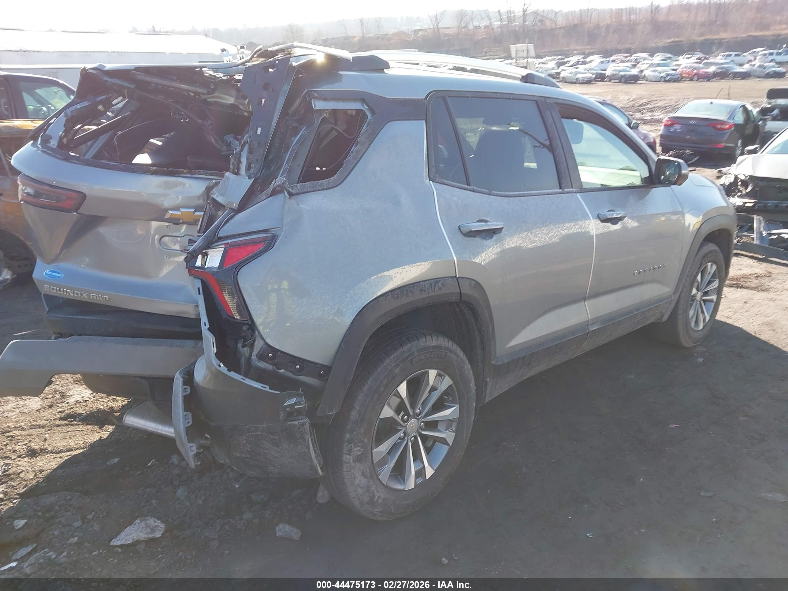 CHEVROLET EQUINOX image 4