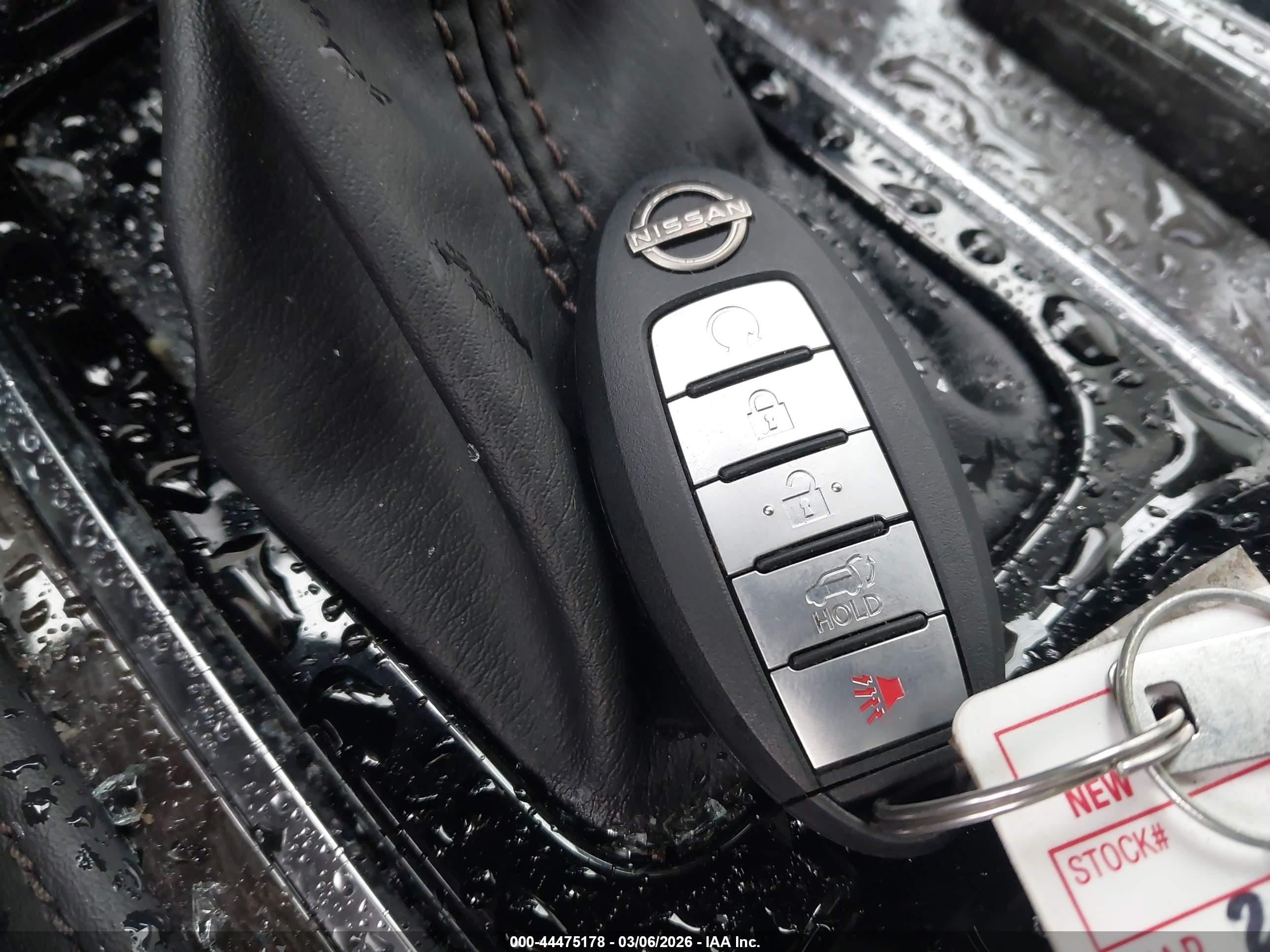 NISSAN ARMADA image 11