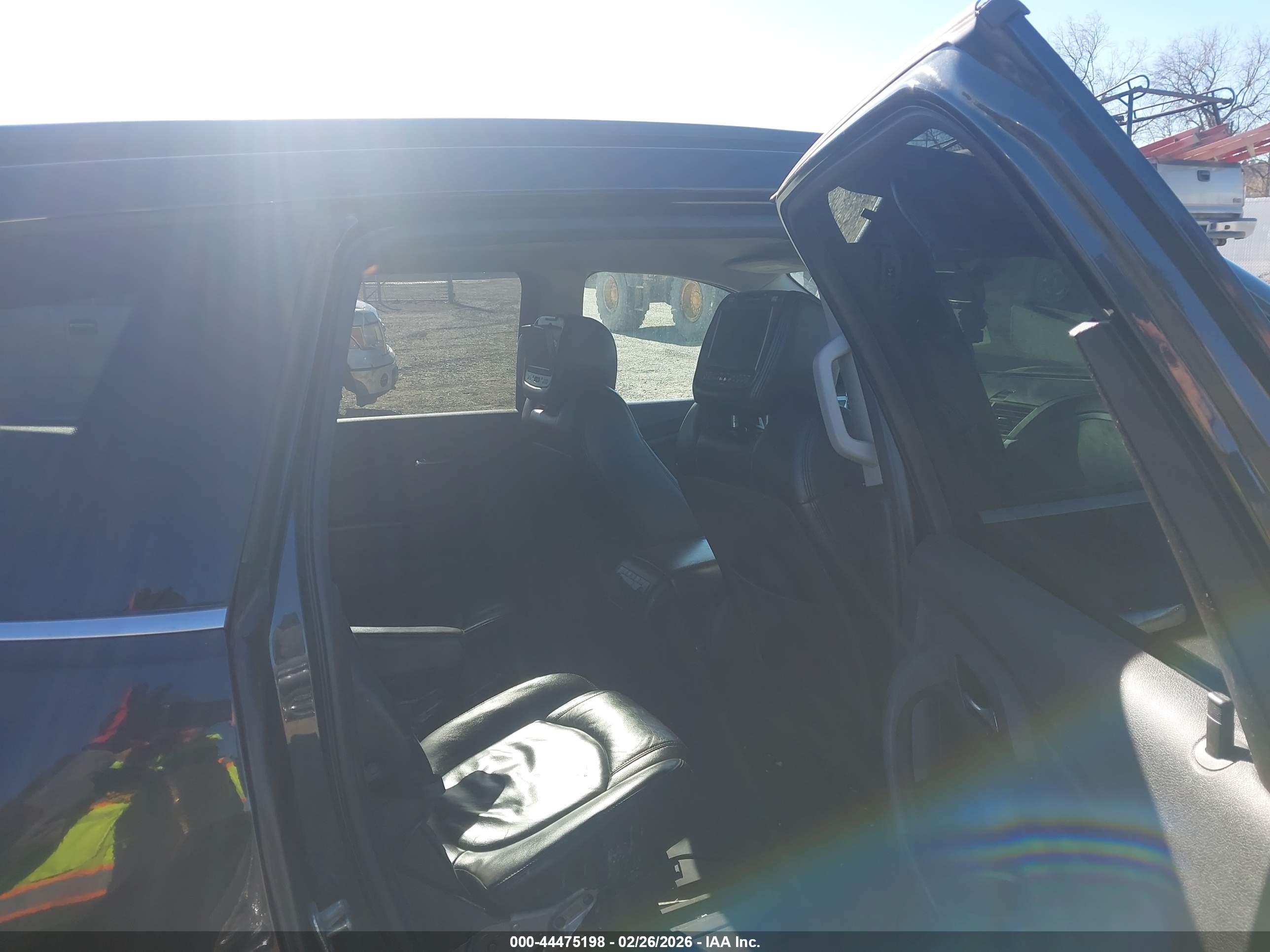 CHEVROLET TRAVERSE image 8