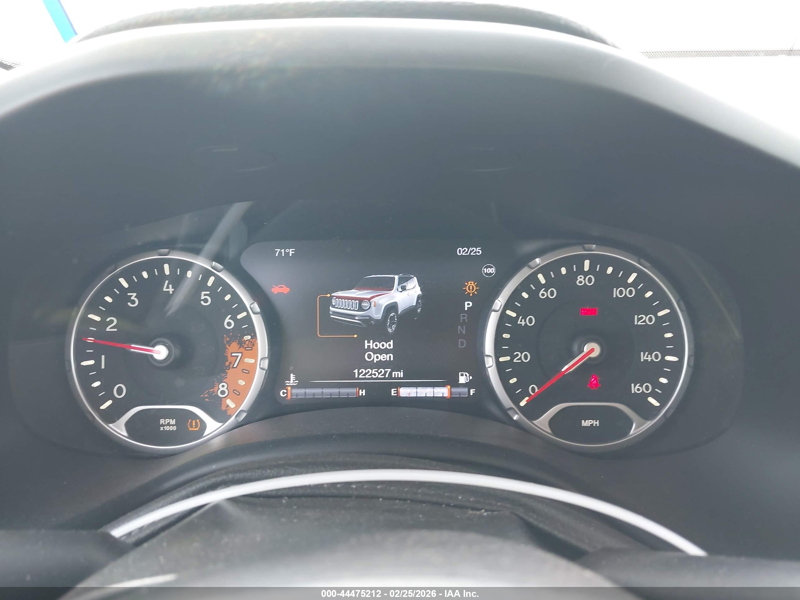 JEEP RENEGADE image 7