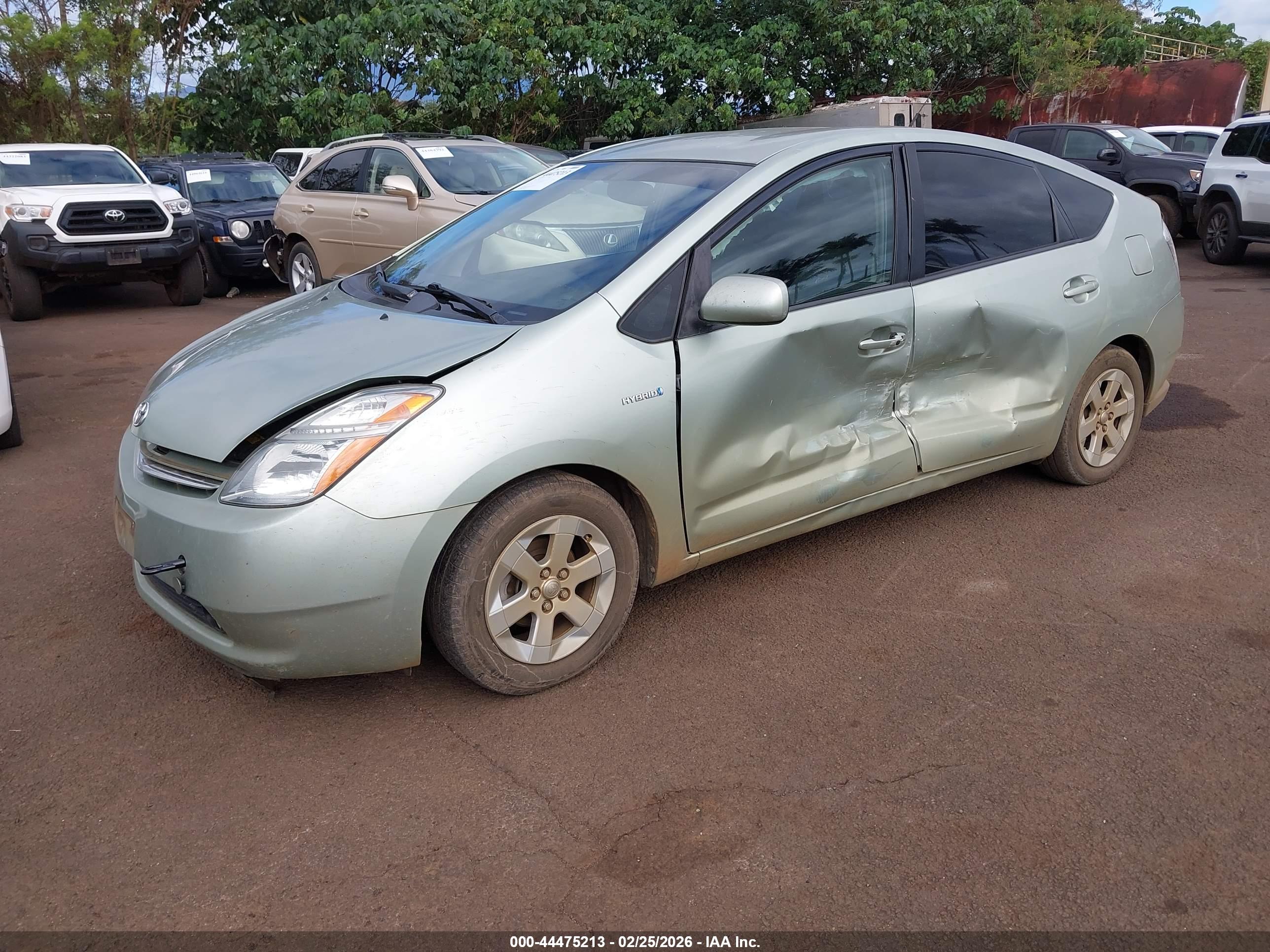 TOYOTA PRIUS image 2