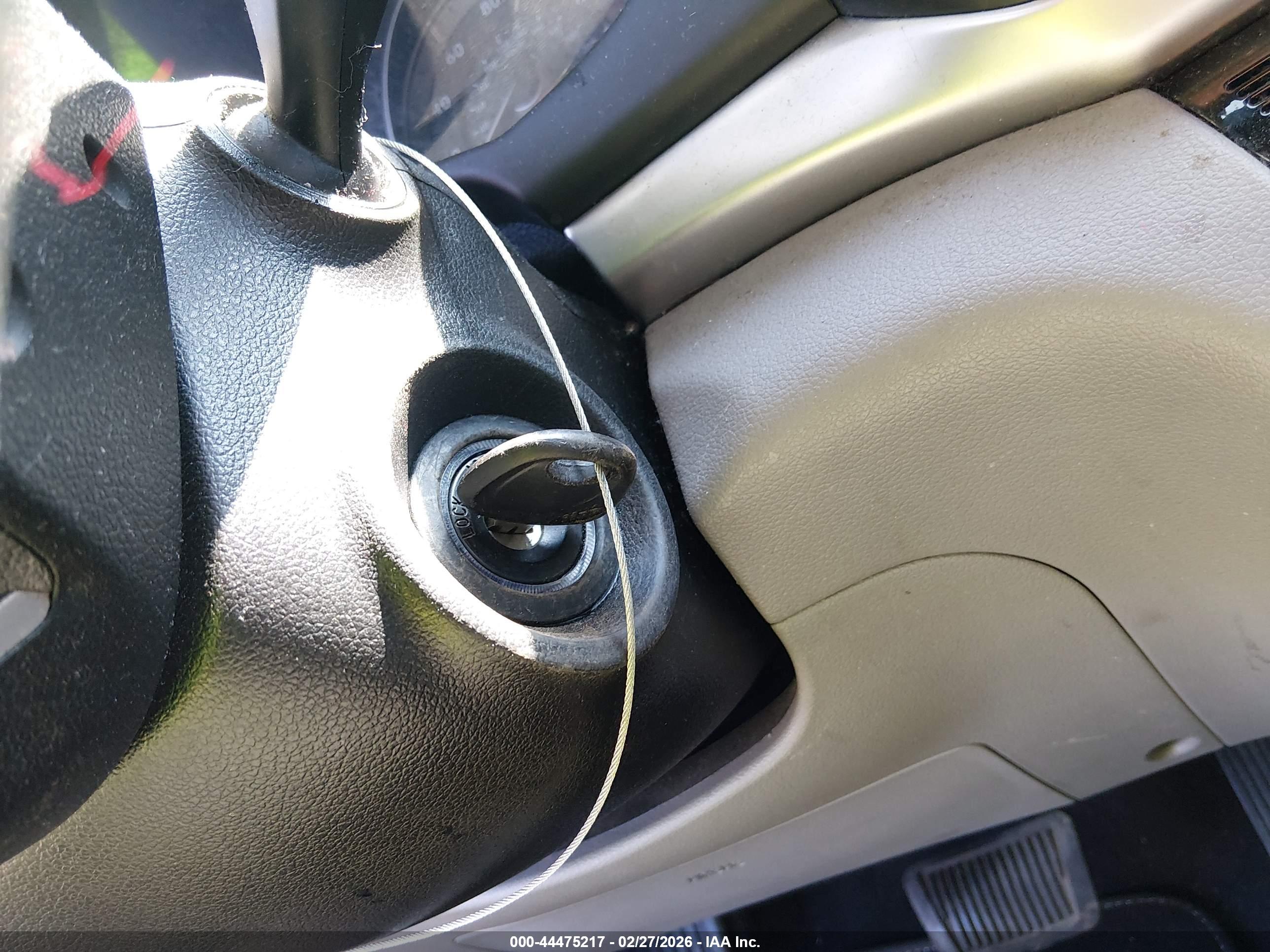 HYUNDAI ELANTRA image 11