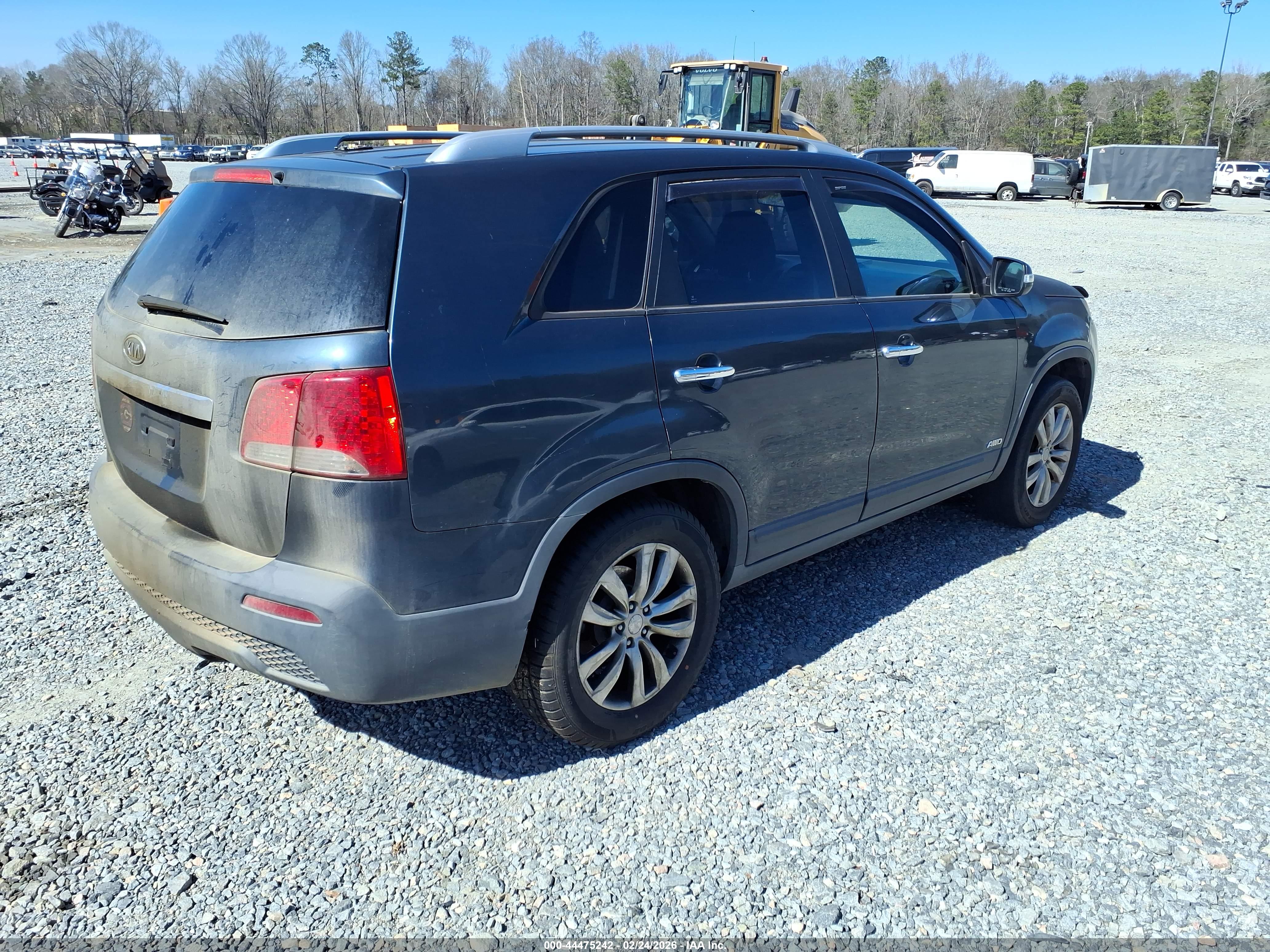 KIA SORENTO image 4