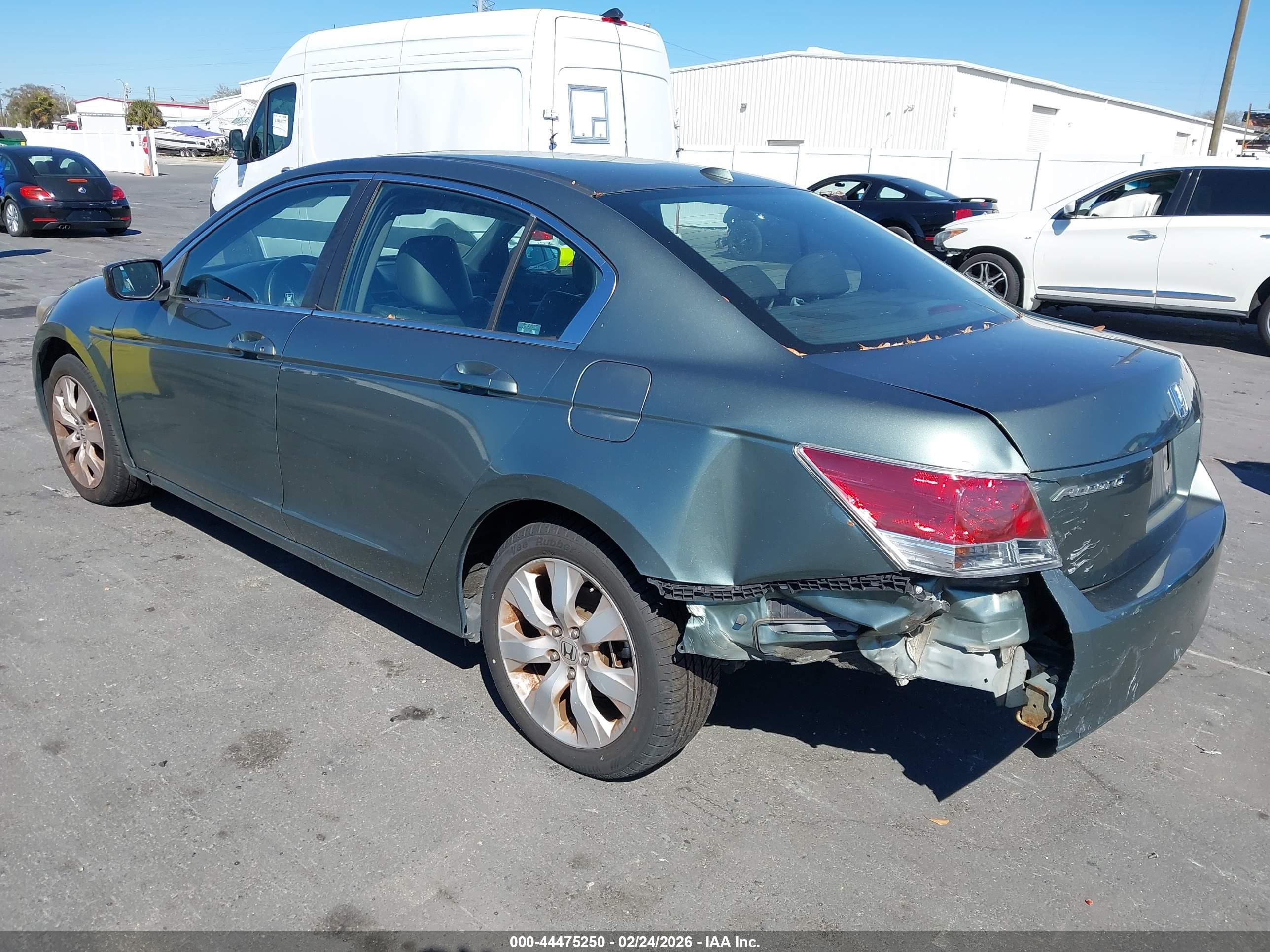 HONDA ACCORD image 3