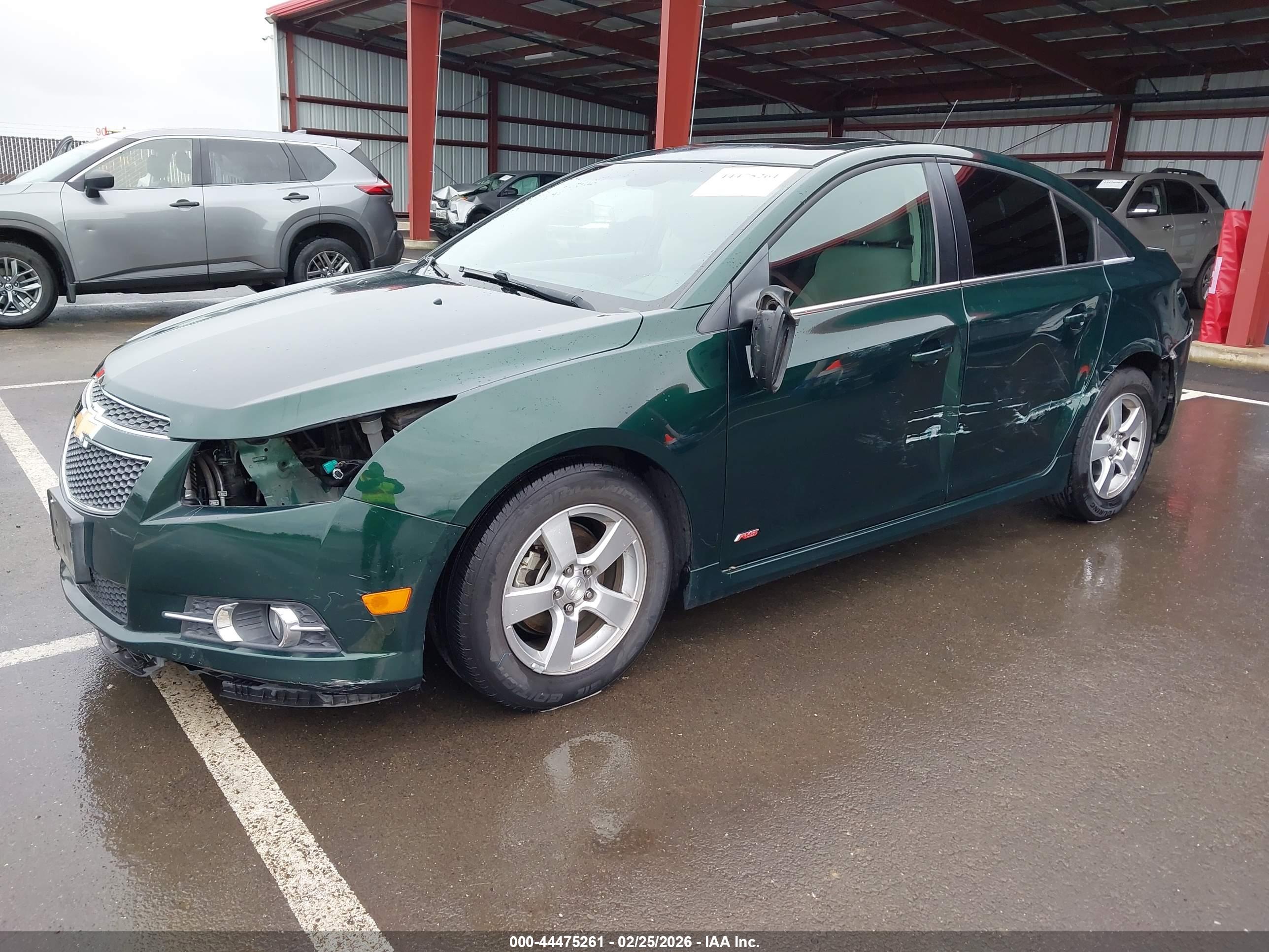 CHEVROLET CRUZE image 2