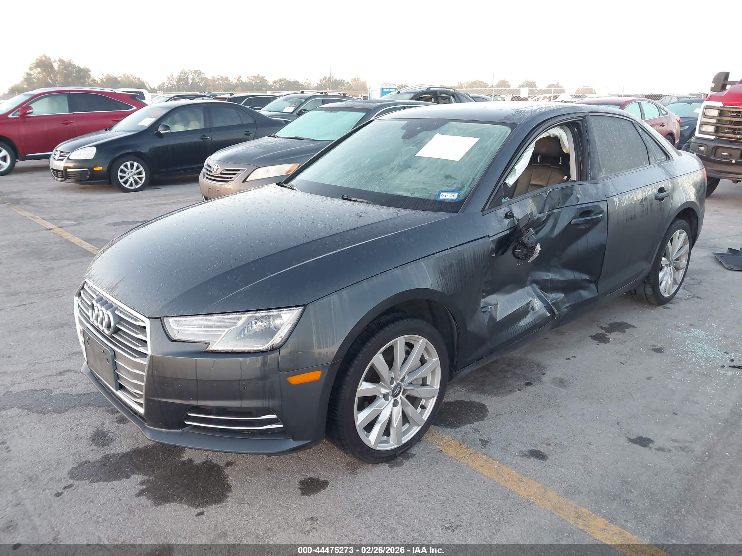 AUDI A4 image 2