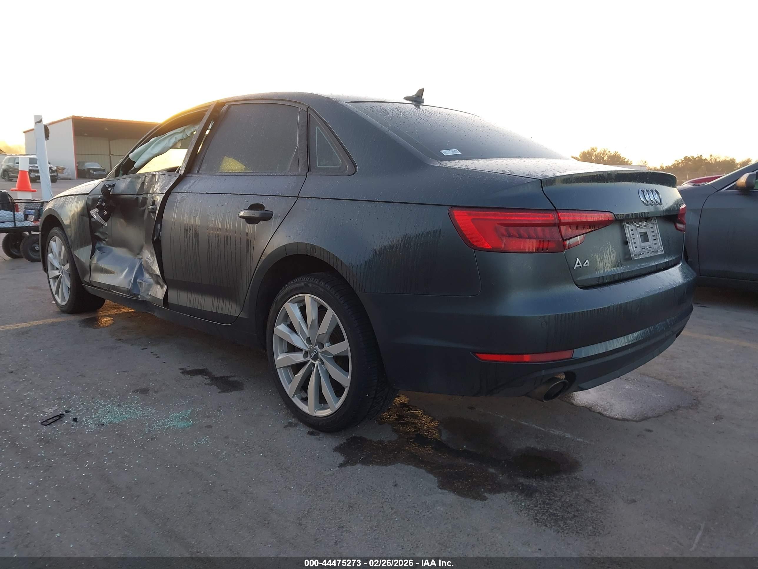 AUDI A4 image 3