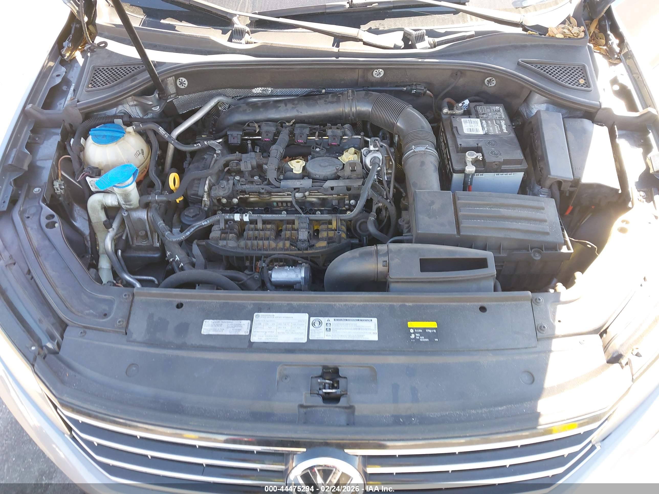 VOLKSWAGEN PASSAT image 10