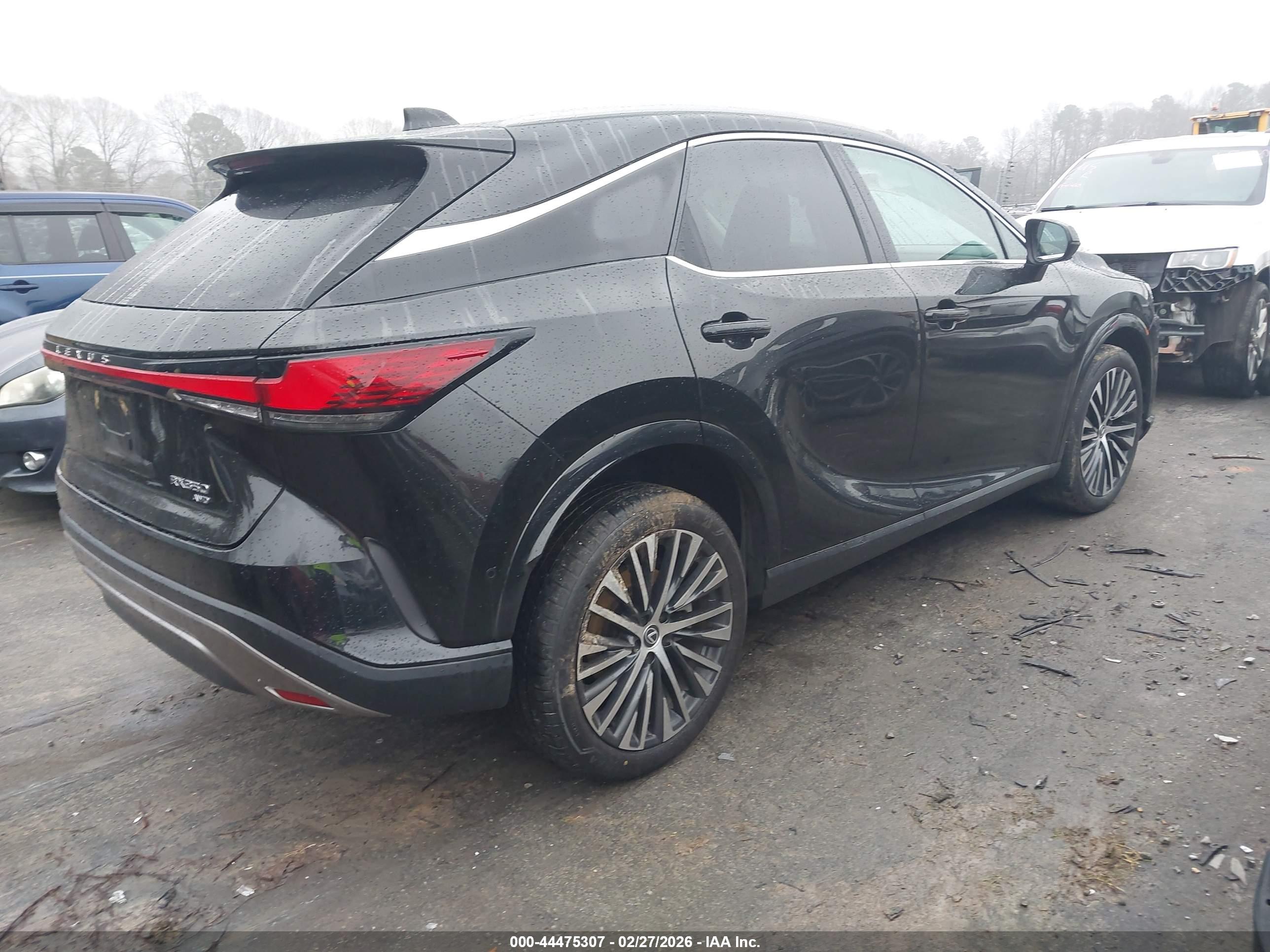 LEXUS RX image 4