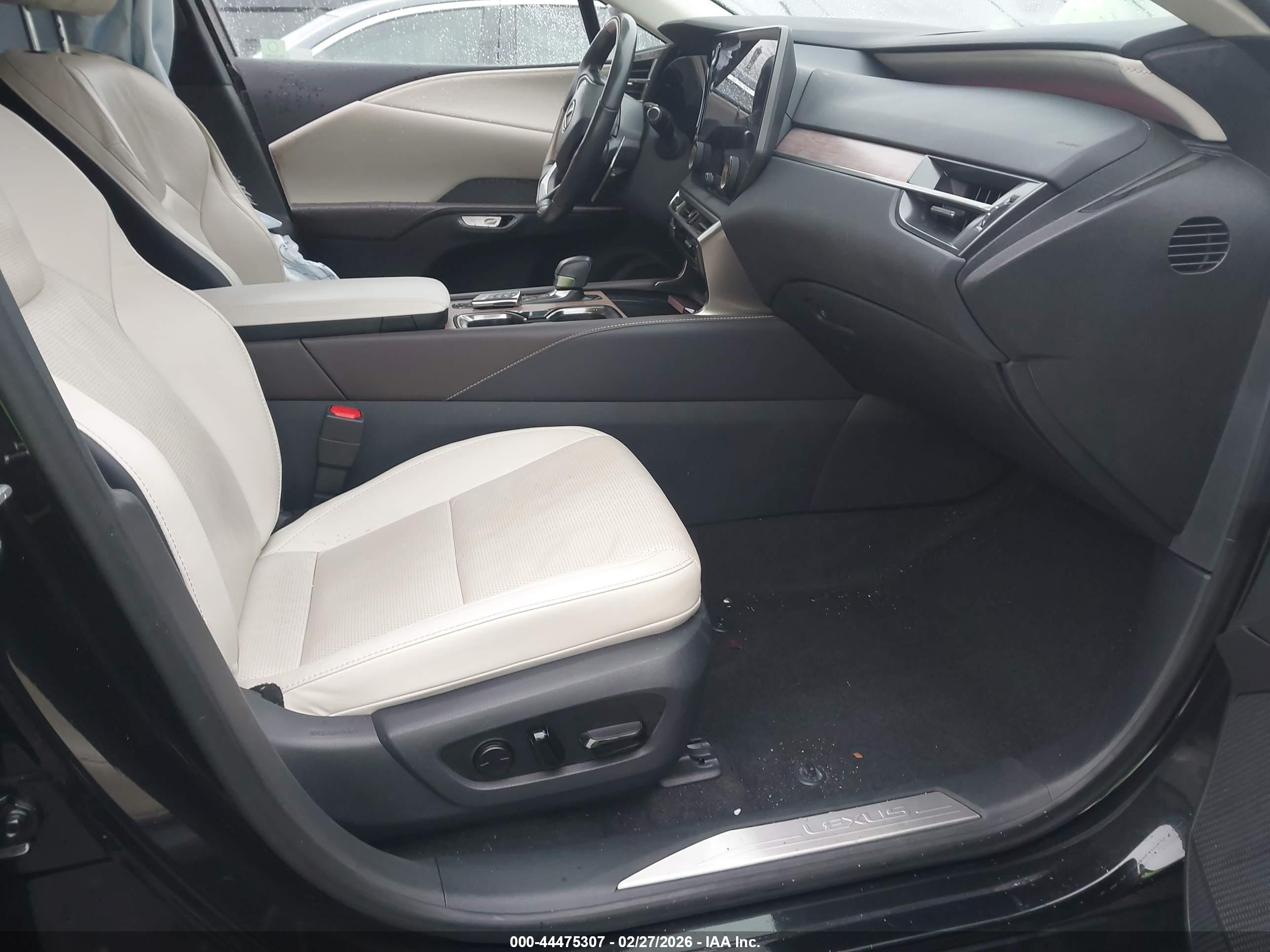LEXUS RX image 5