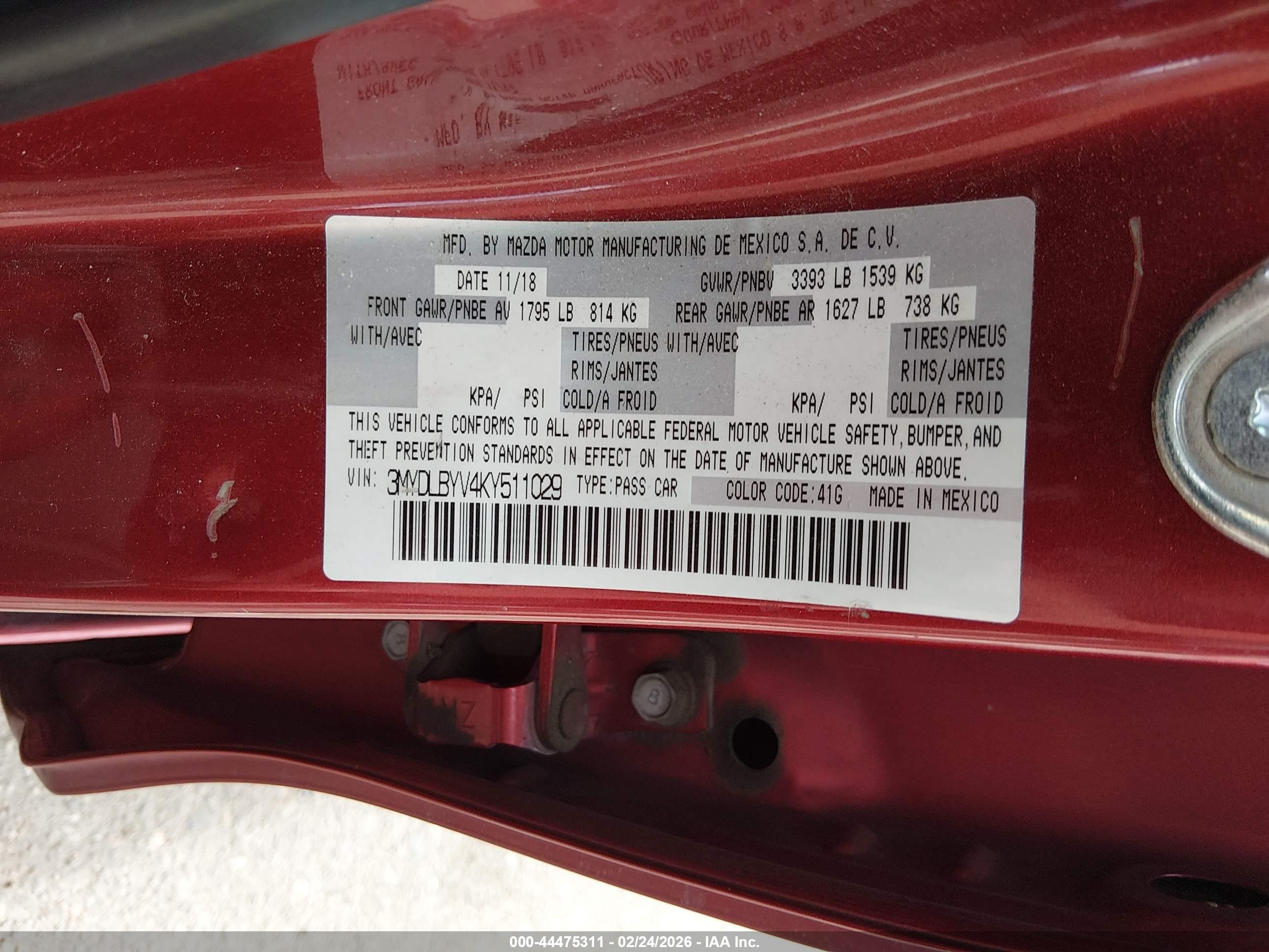 TOYOTA YARIS image 9
