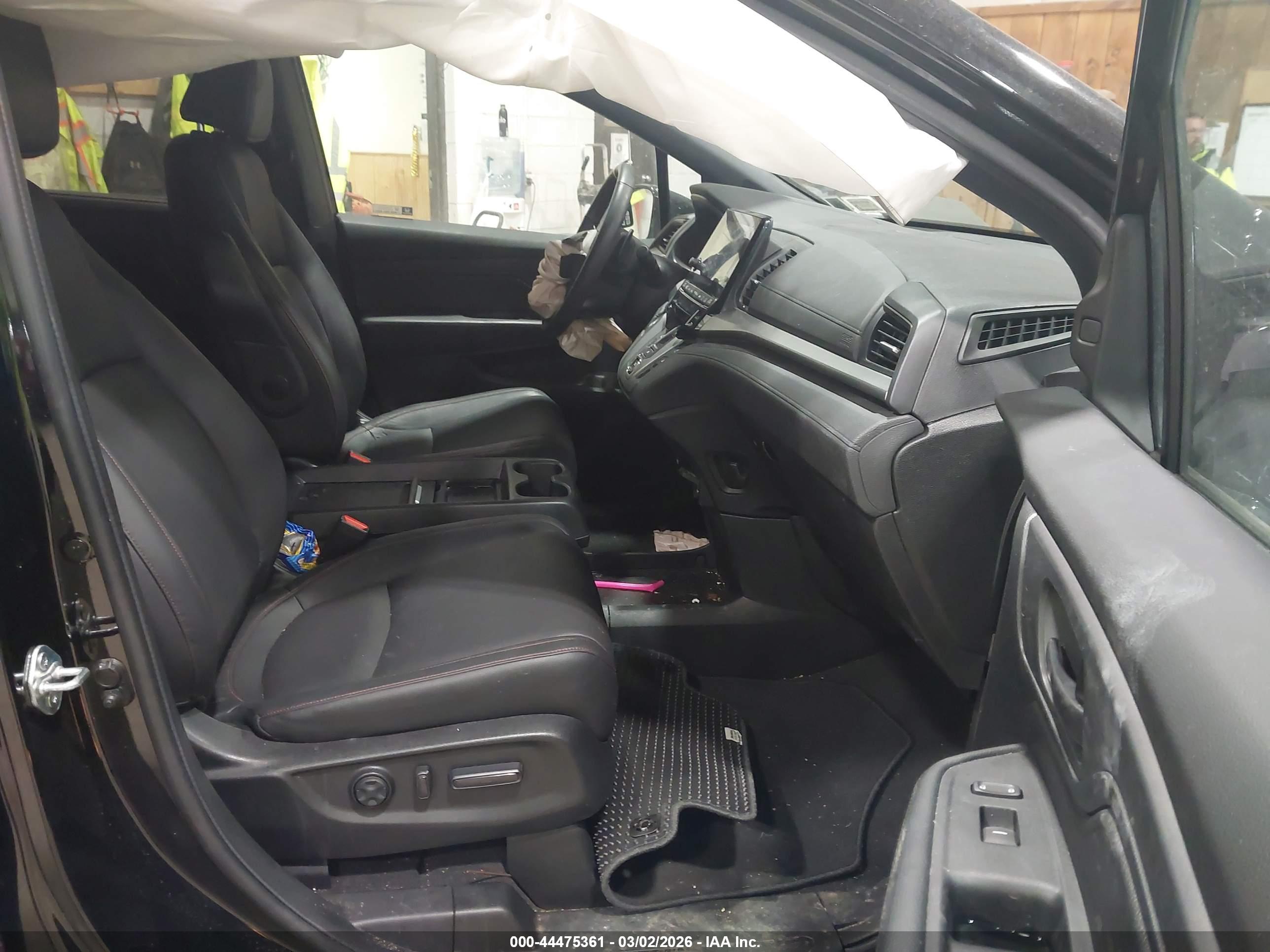 HONDA ODYSSEY image 5