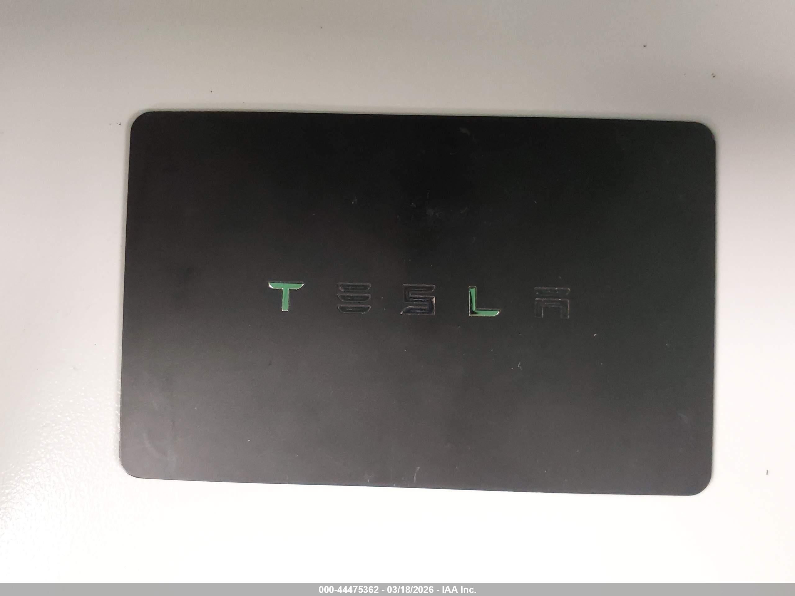 TESLA MODEL image 11