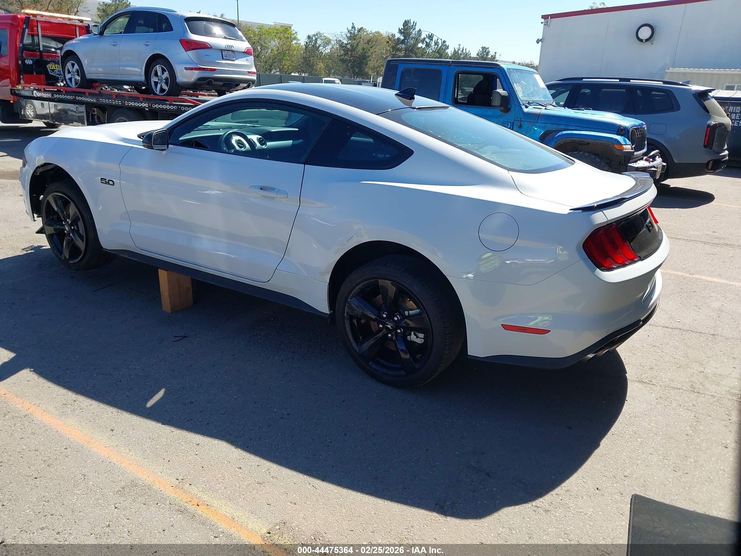 FORD MUSTANG image 3